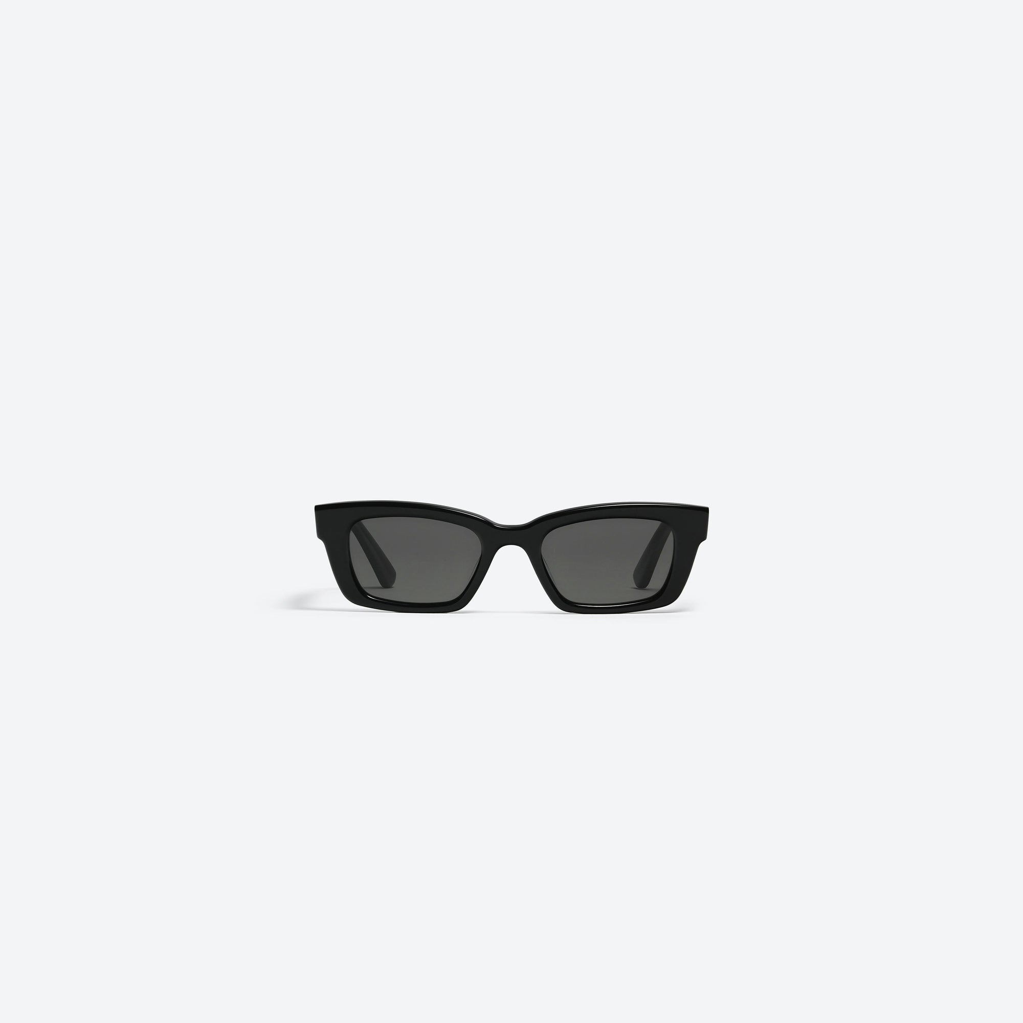 A front view of Gentle Monster Jennie - 1996 01 Black Acetate framed Square sunglasses.
