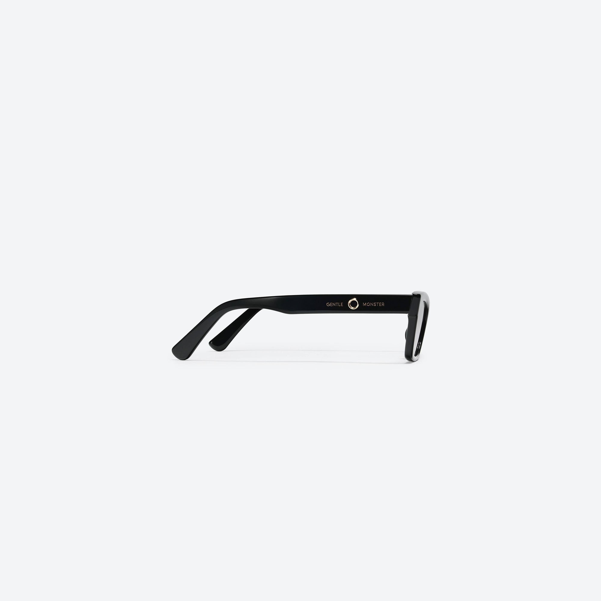 A detailed right view of Gentle Monster Jennie - 1996 01 Black Acetate framed Square sunglasses.