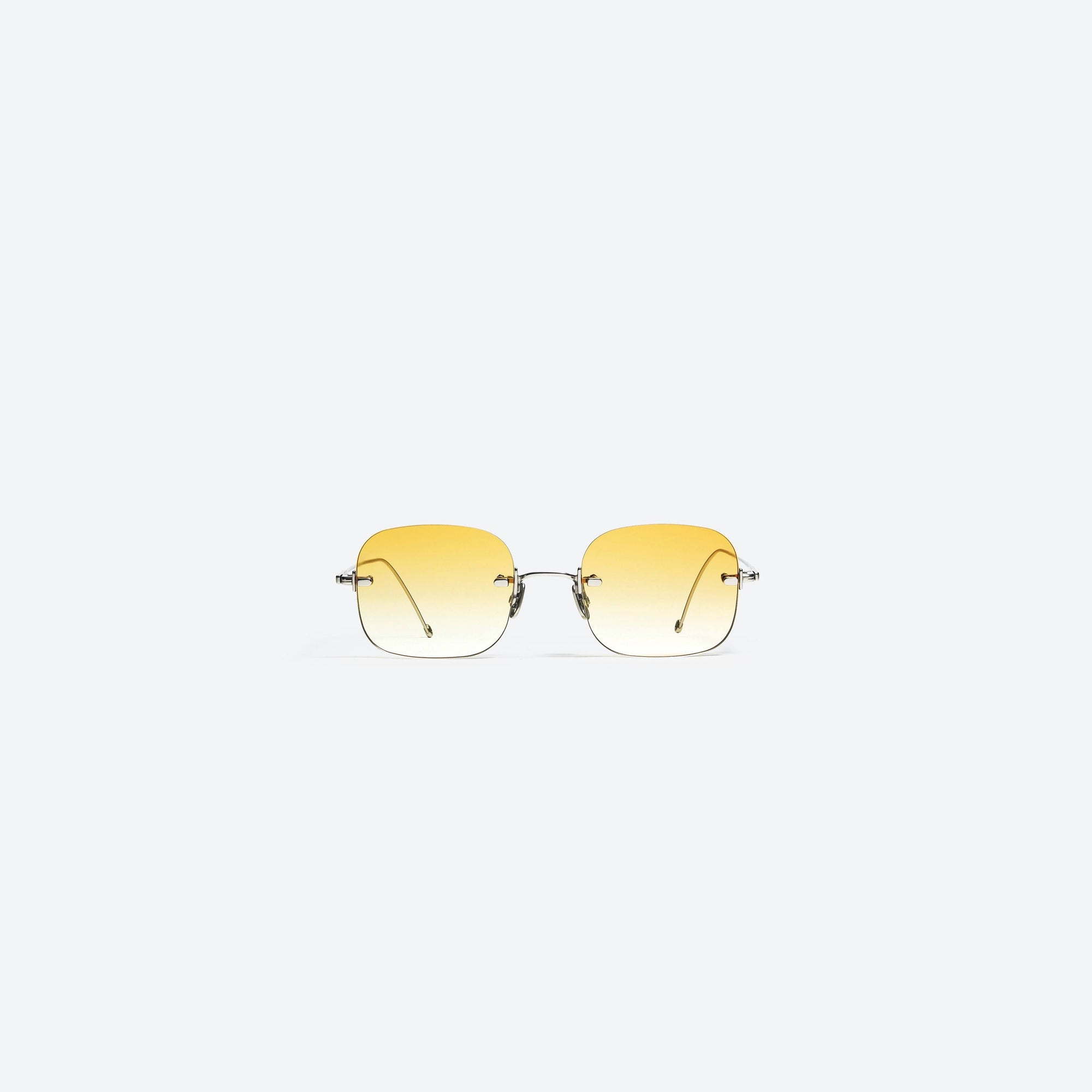 A front view of Gentle Monster Jennie - Daisy 02(Y) Silver Metal framed Square sunglasses.