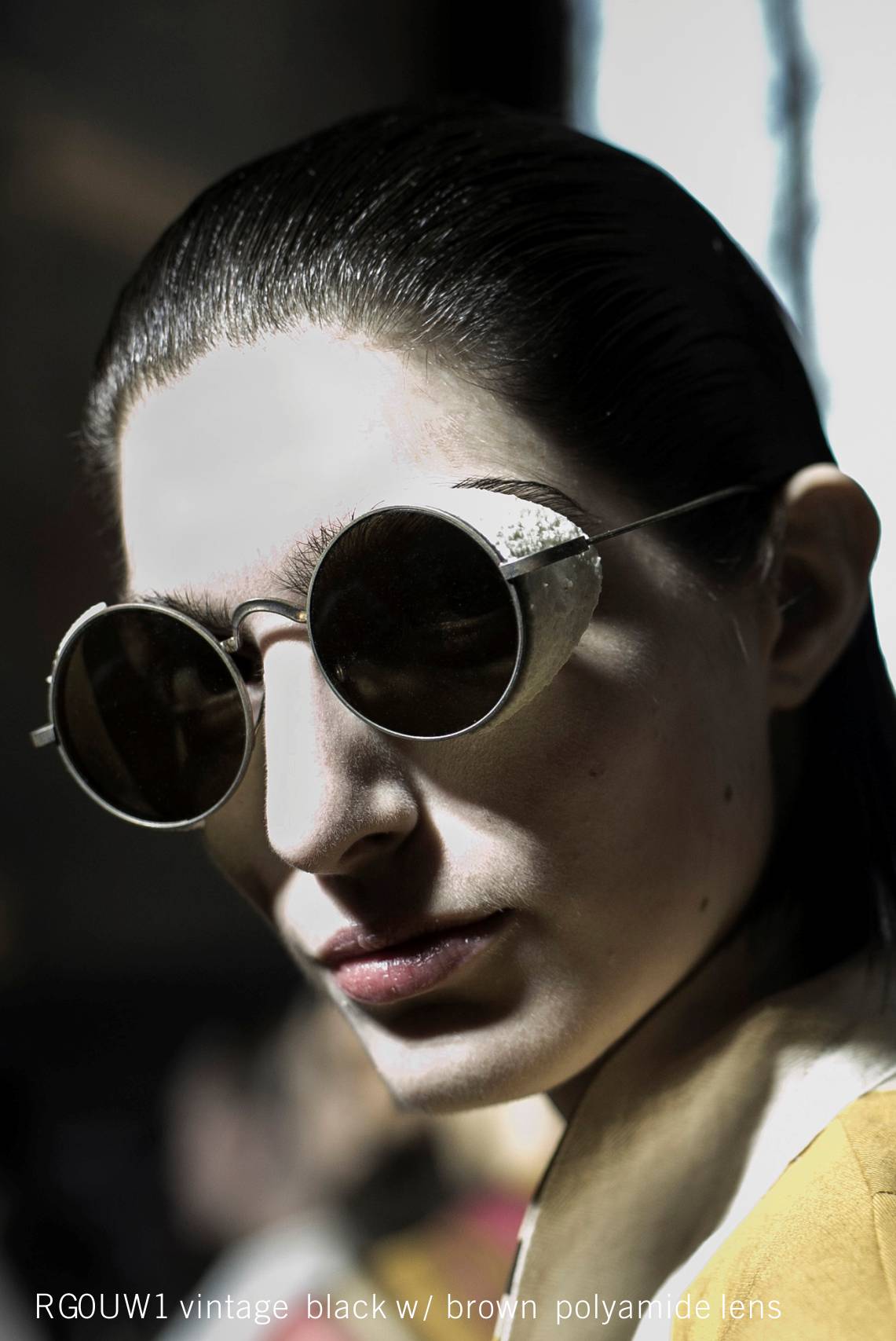 RG0UW1 vintage black w/ brown polyamide lens