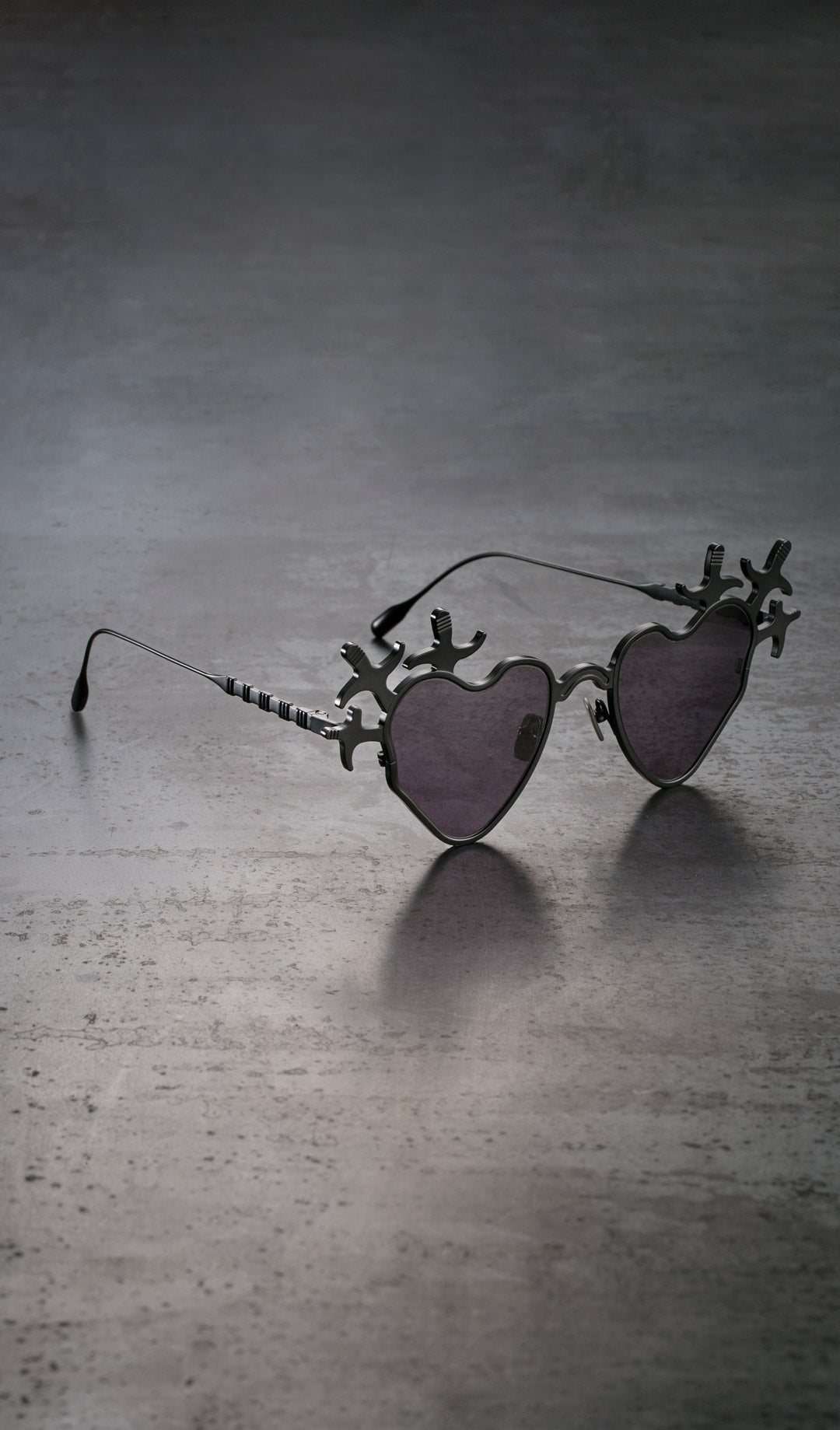 AMOUR