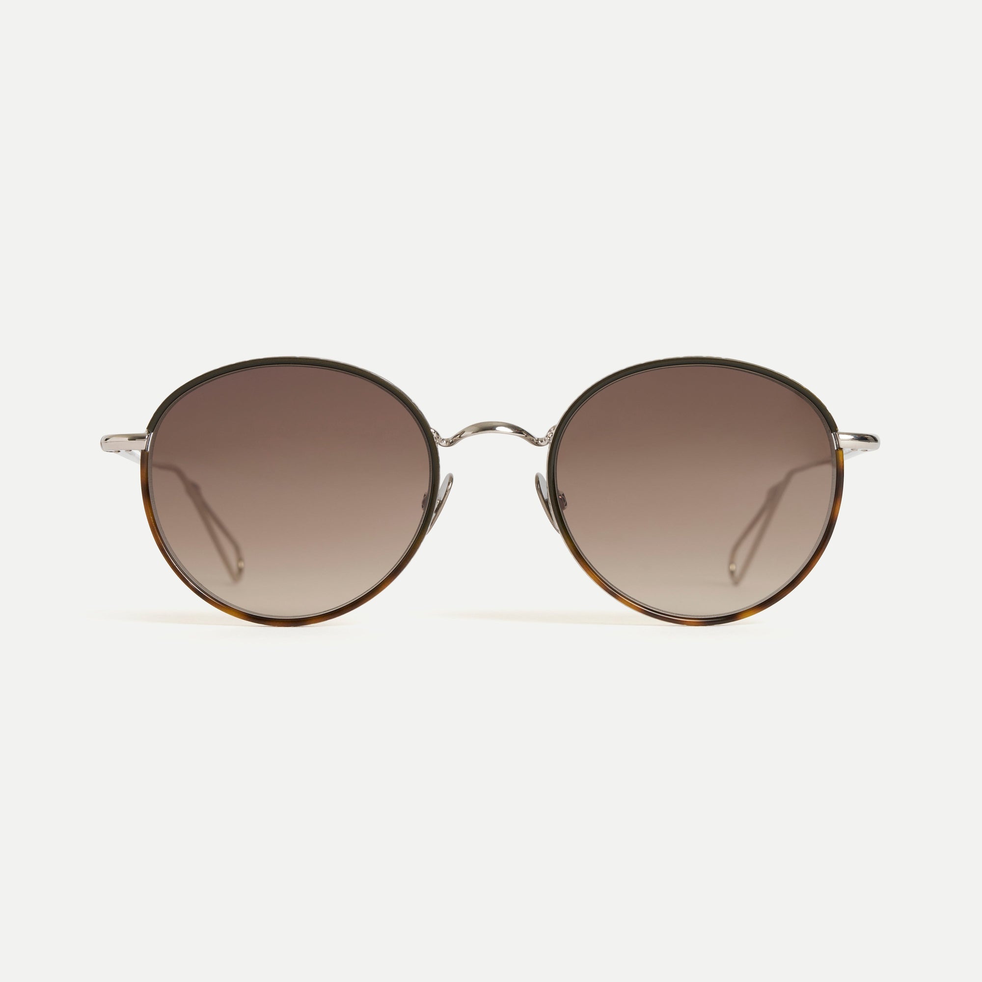 Auber#white-gold-turtle-windsor-smoke-gradient_
