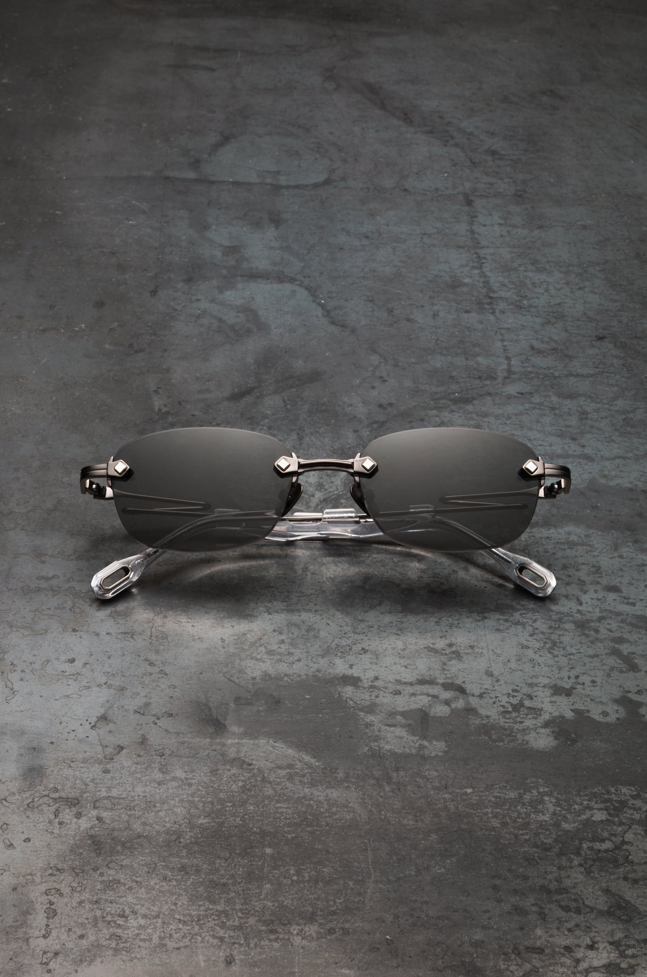 RIMLESS C30