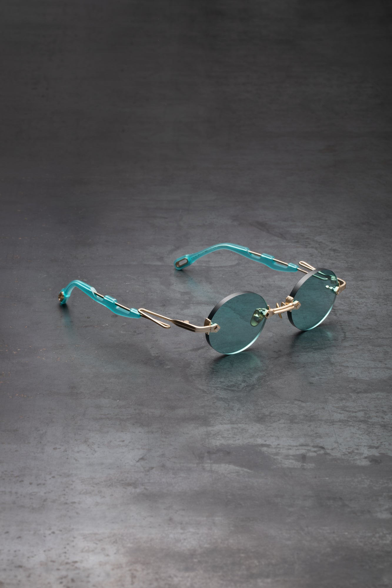 RIMLESS C39