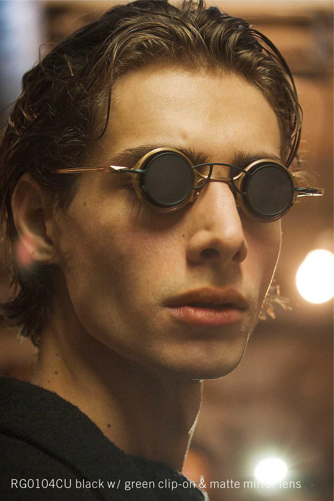 RG0104CU black w/ green clip-on &amp; matte mirror lens