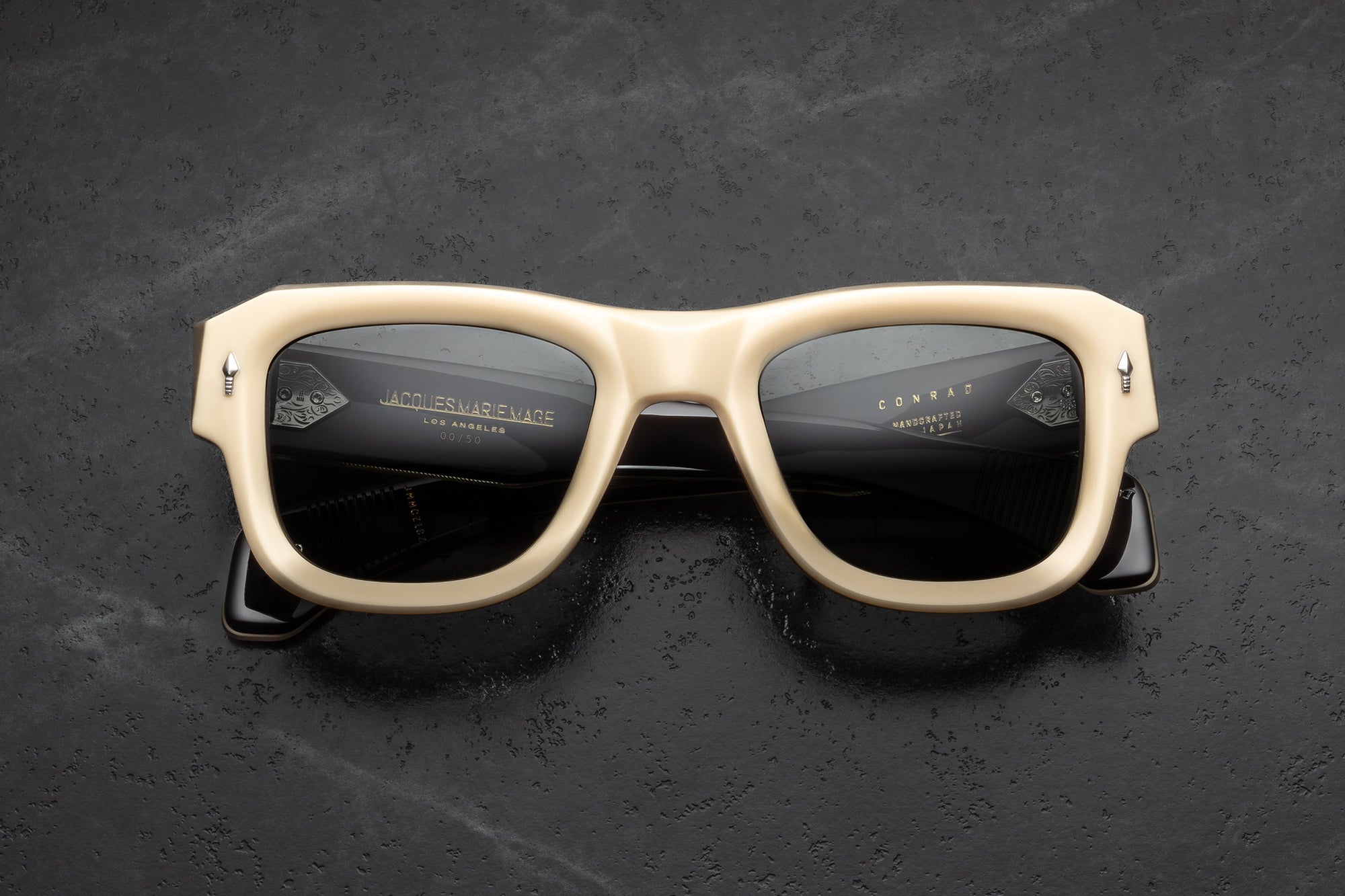 Conrad#16z-cambon-neutral-gray-mineral-glass_