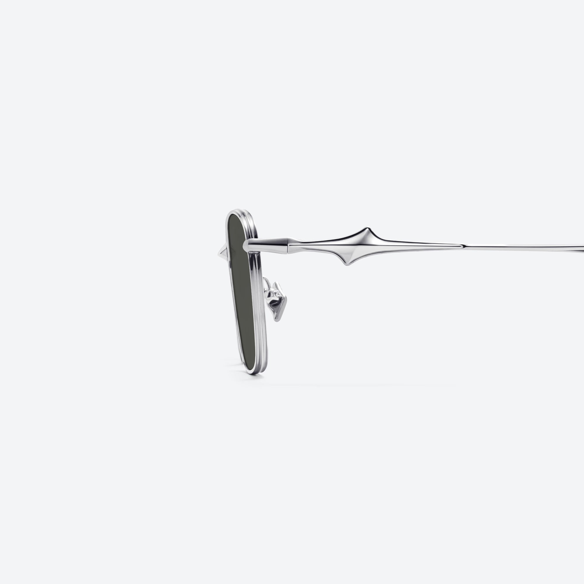 Gentle Monster Vanta 02(G) Sunglasses - Silver / Black