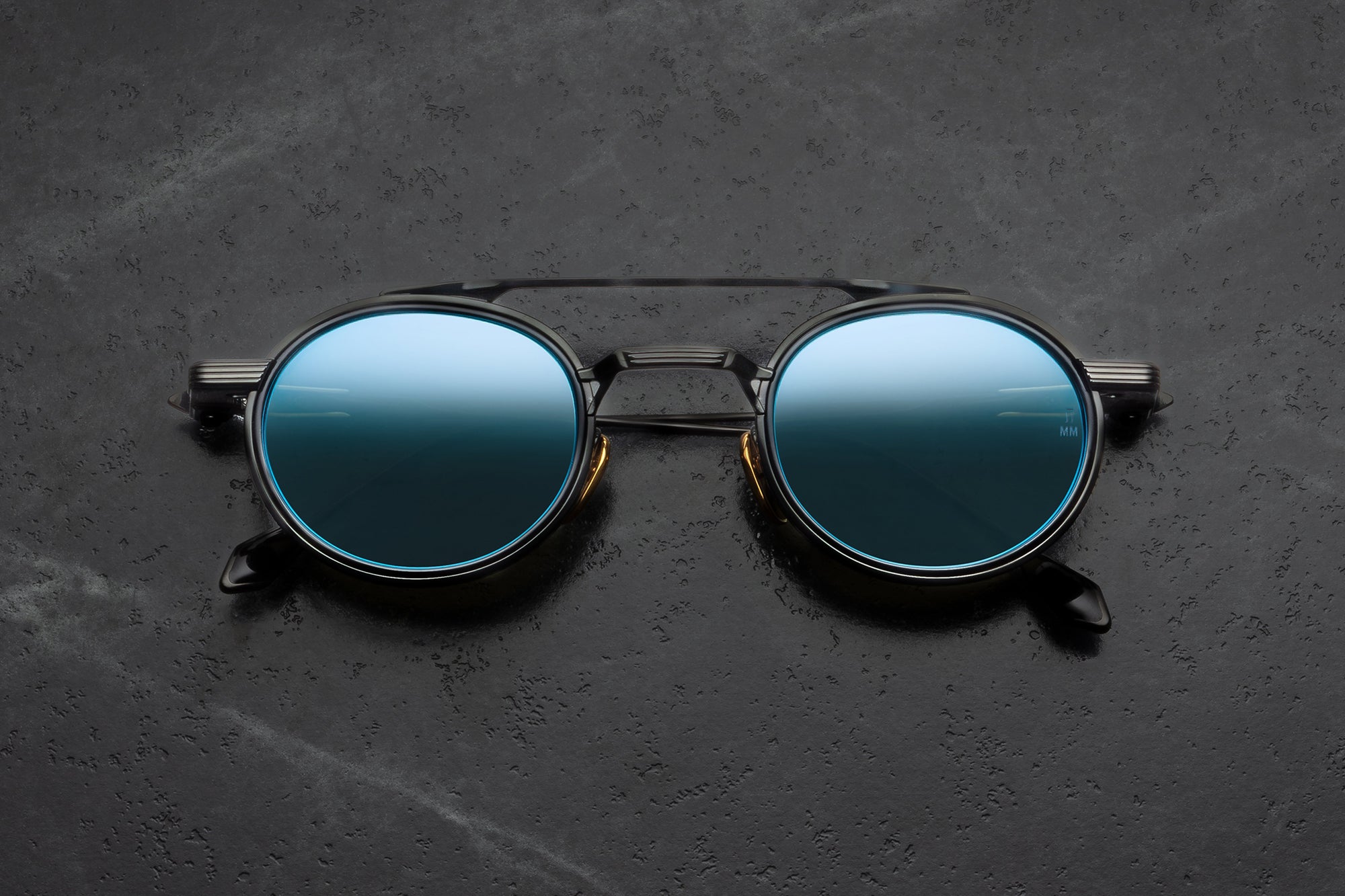 Livingston#88-black-lagoon-mirror-mineral-glass_
