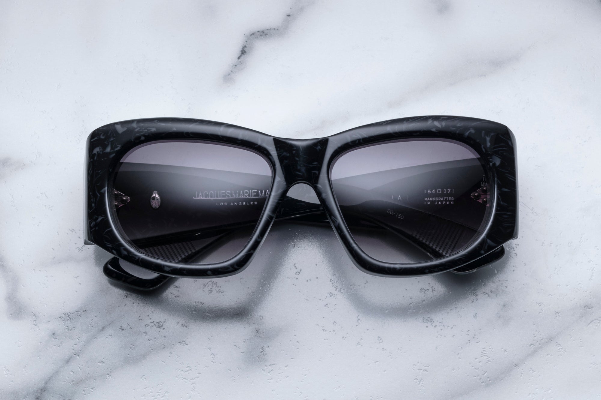 Nadja#10s-slate-crescent-gradient-cr39_