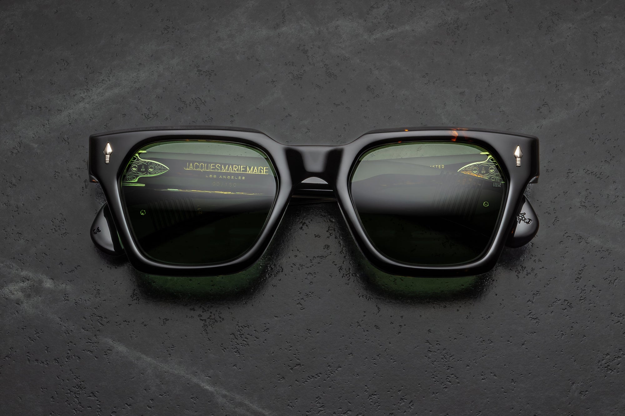Sterett#h12-castor-pure-green-mineral-glass_