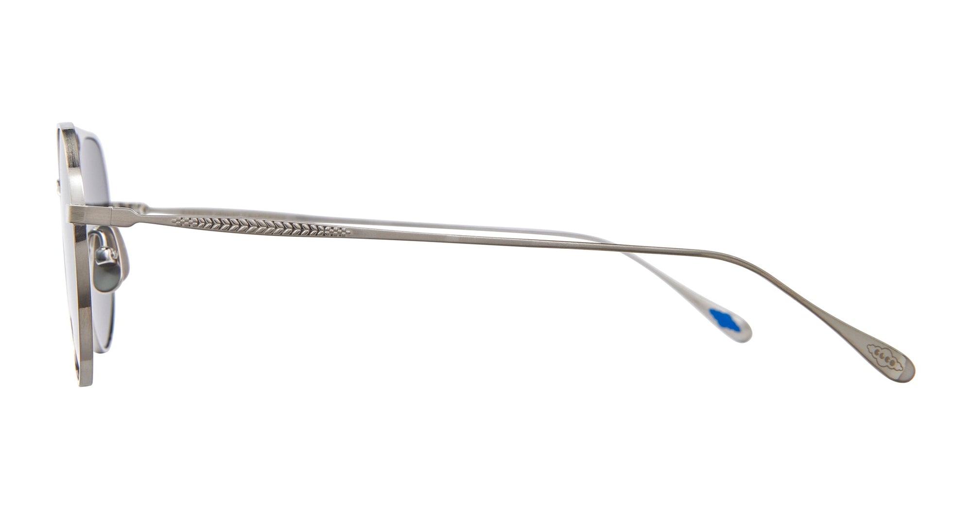 Benny J Sun#brushed-brilliant-silver-semi-flat-pure-sapphire_