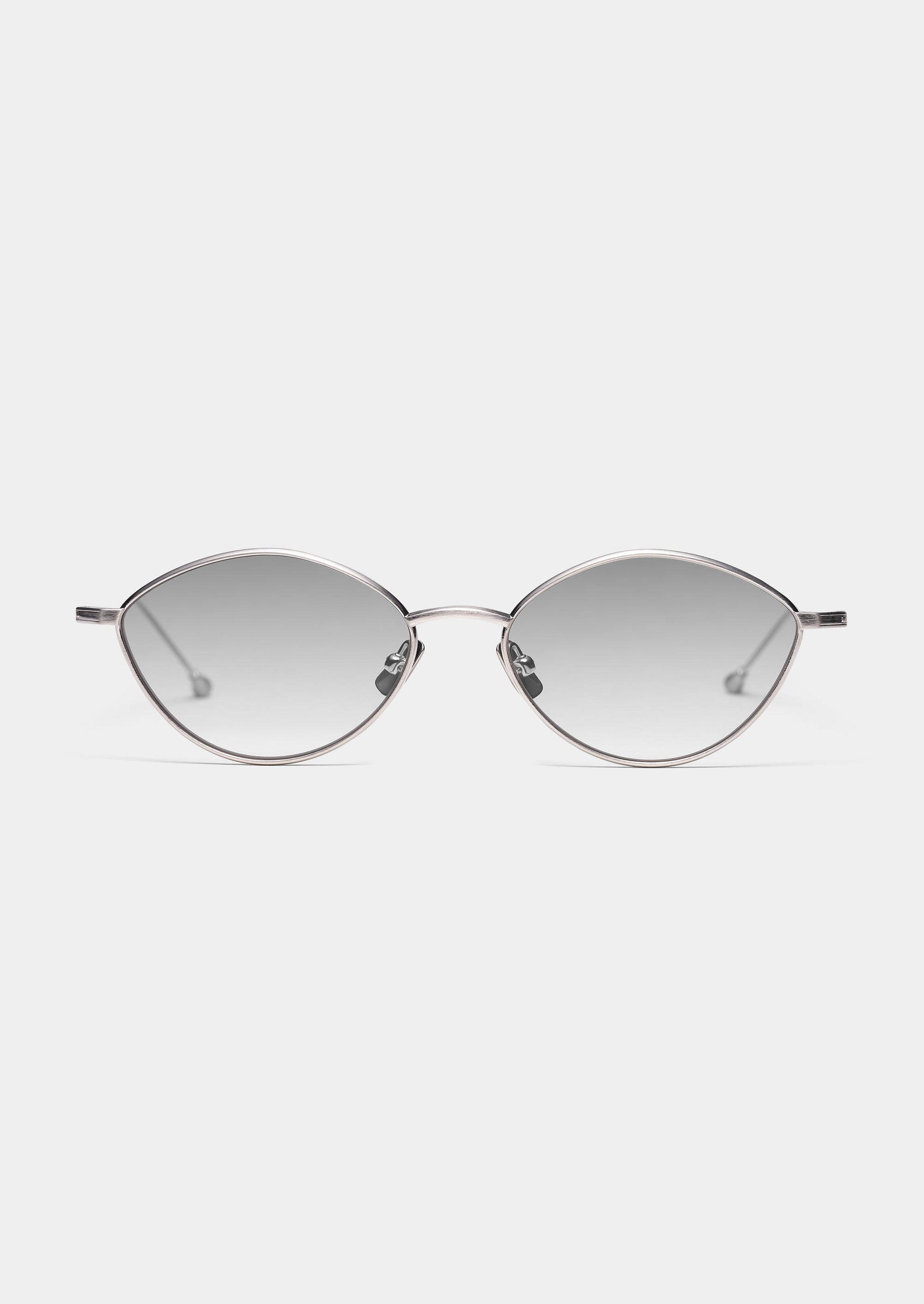 TT17 ETE 80 BRUSHED SILVER LIGHT FADE BLACK