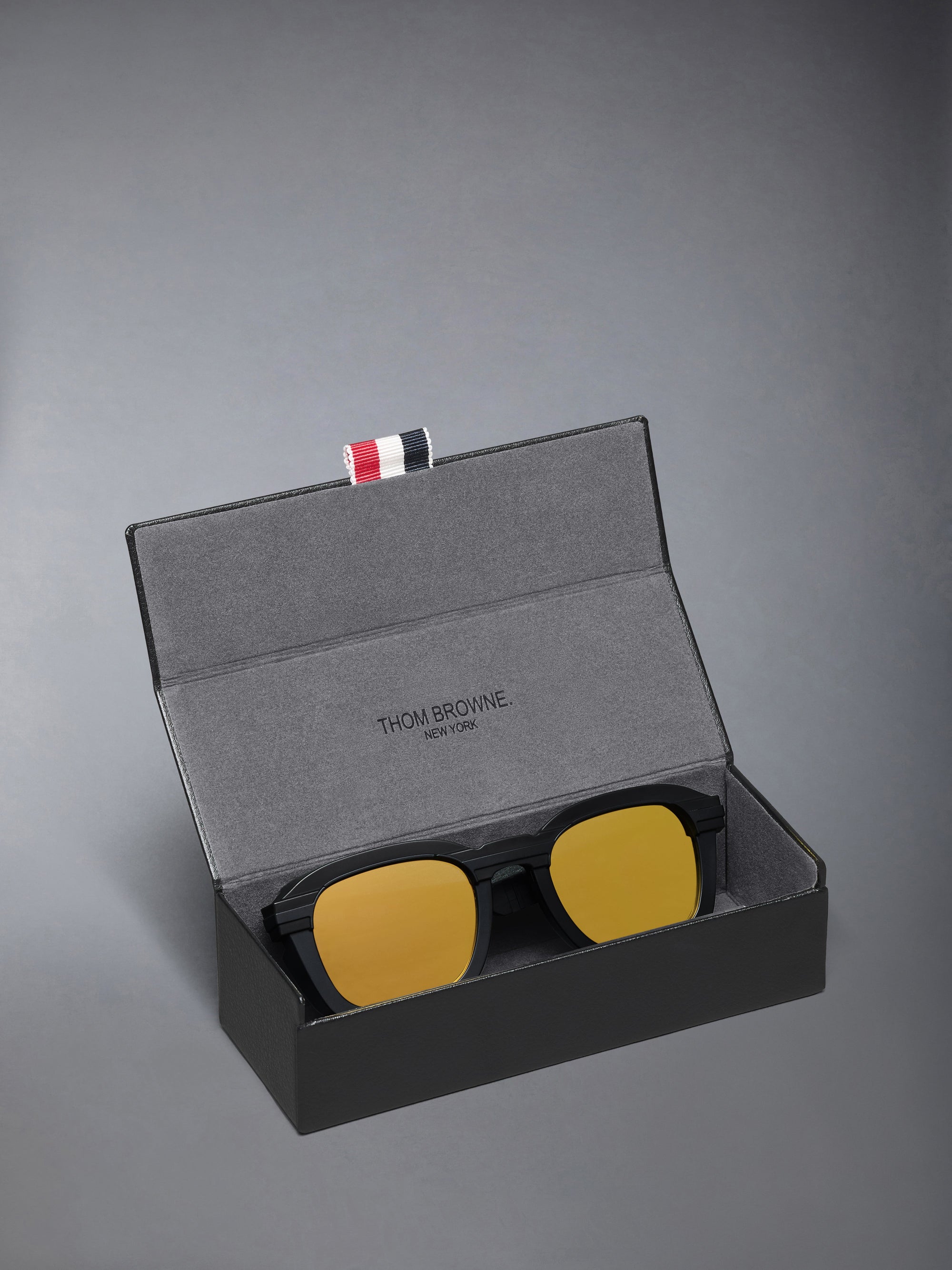 INJECTION RECTANGULAR SUNGLASSES