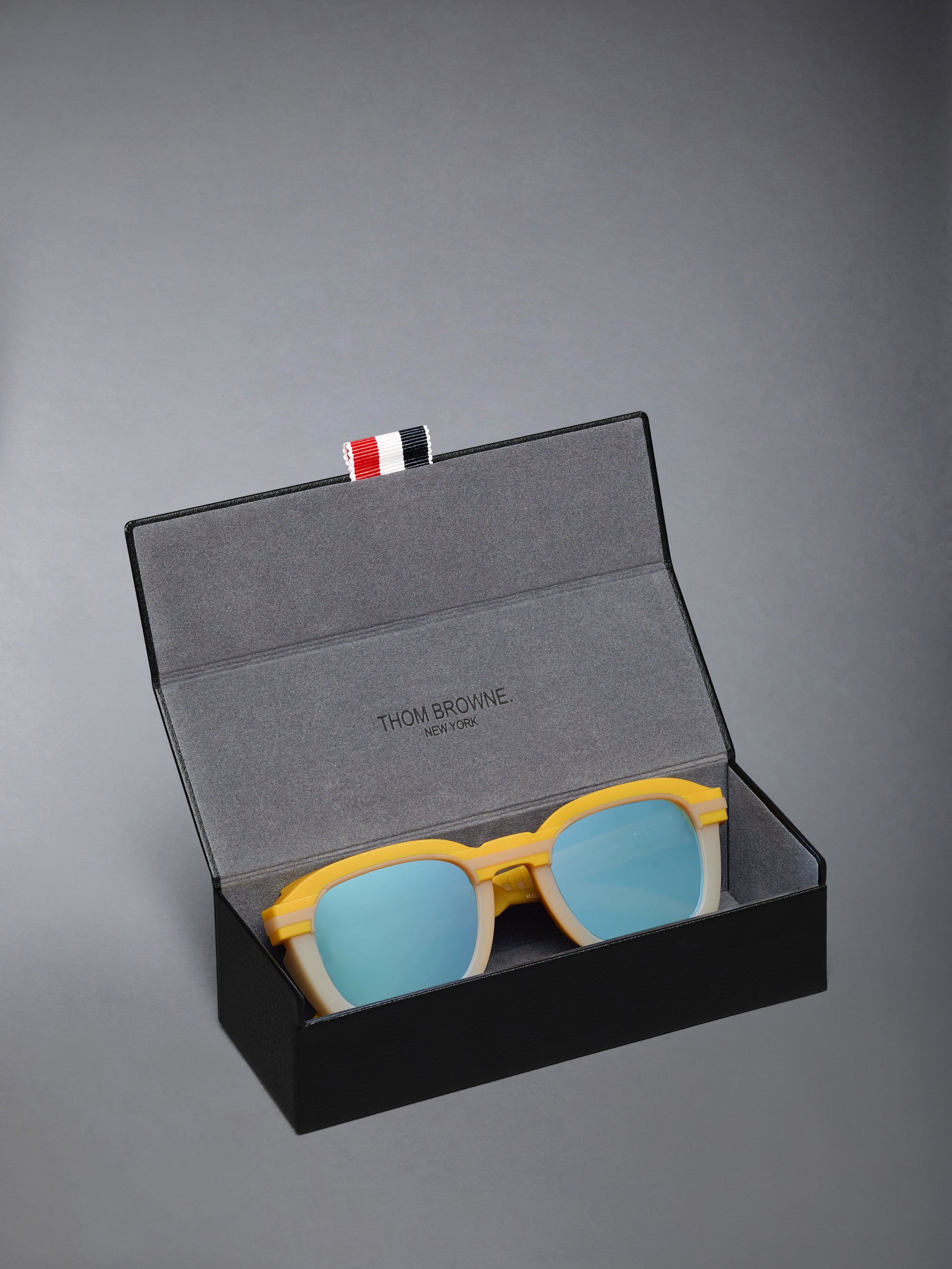 INJECTION RECTANGULAR SUNGLASSES