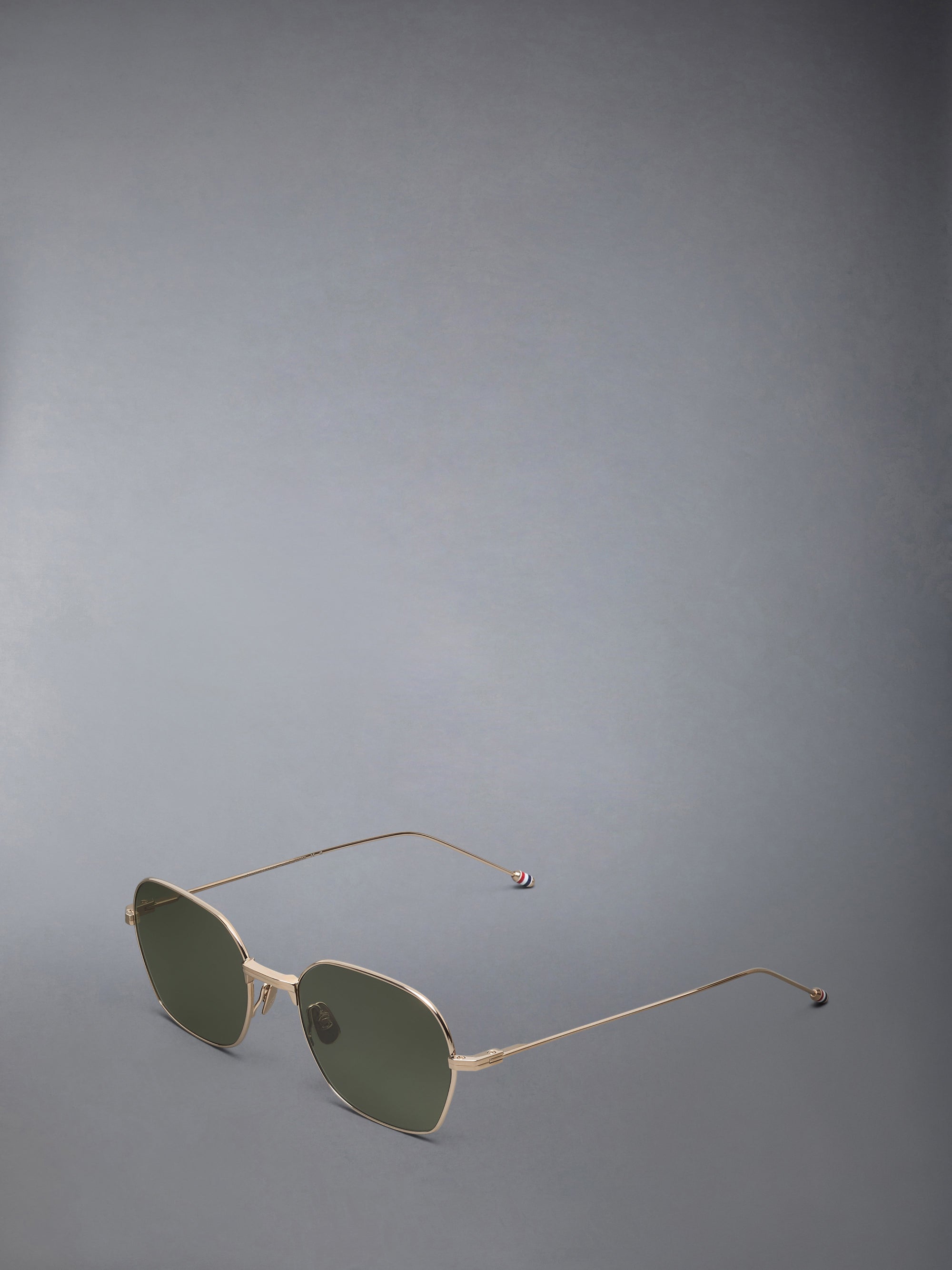 TITANIUM RECTANGULAR SUNGLASSES