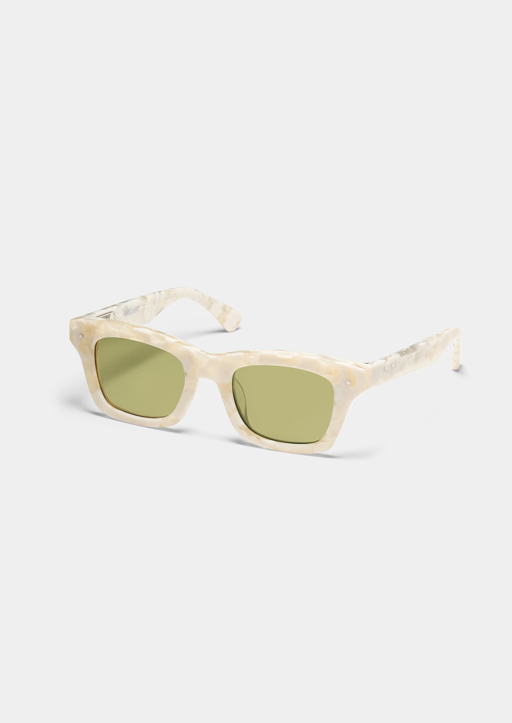 S129 PETER AND MAY VAILLANT WHITE TORTOISE