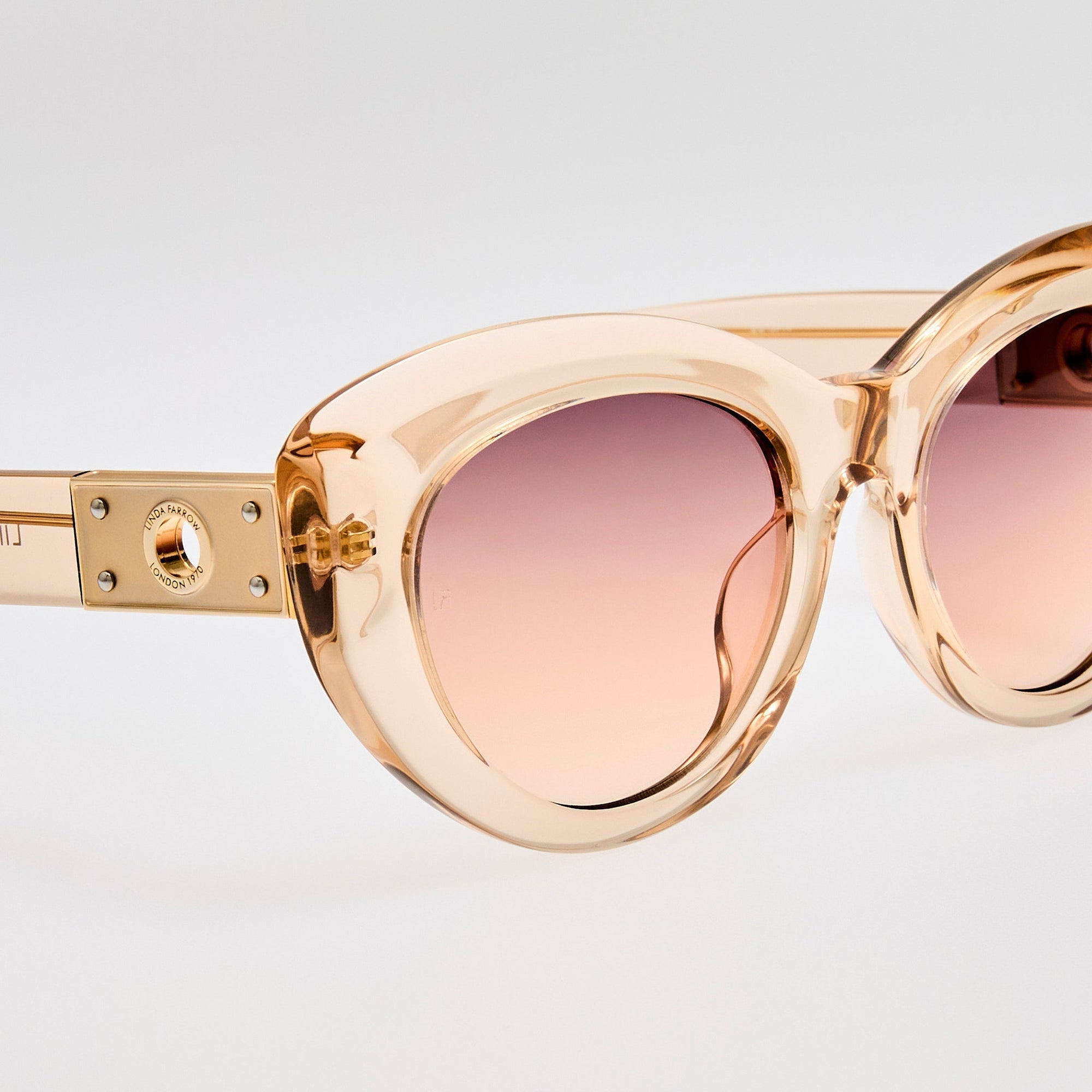 Anna Sunglasses in Ash