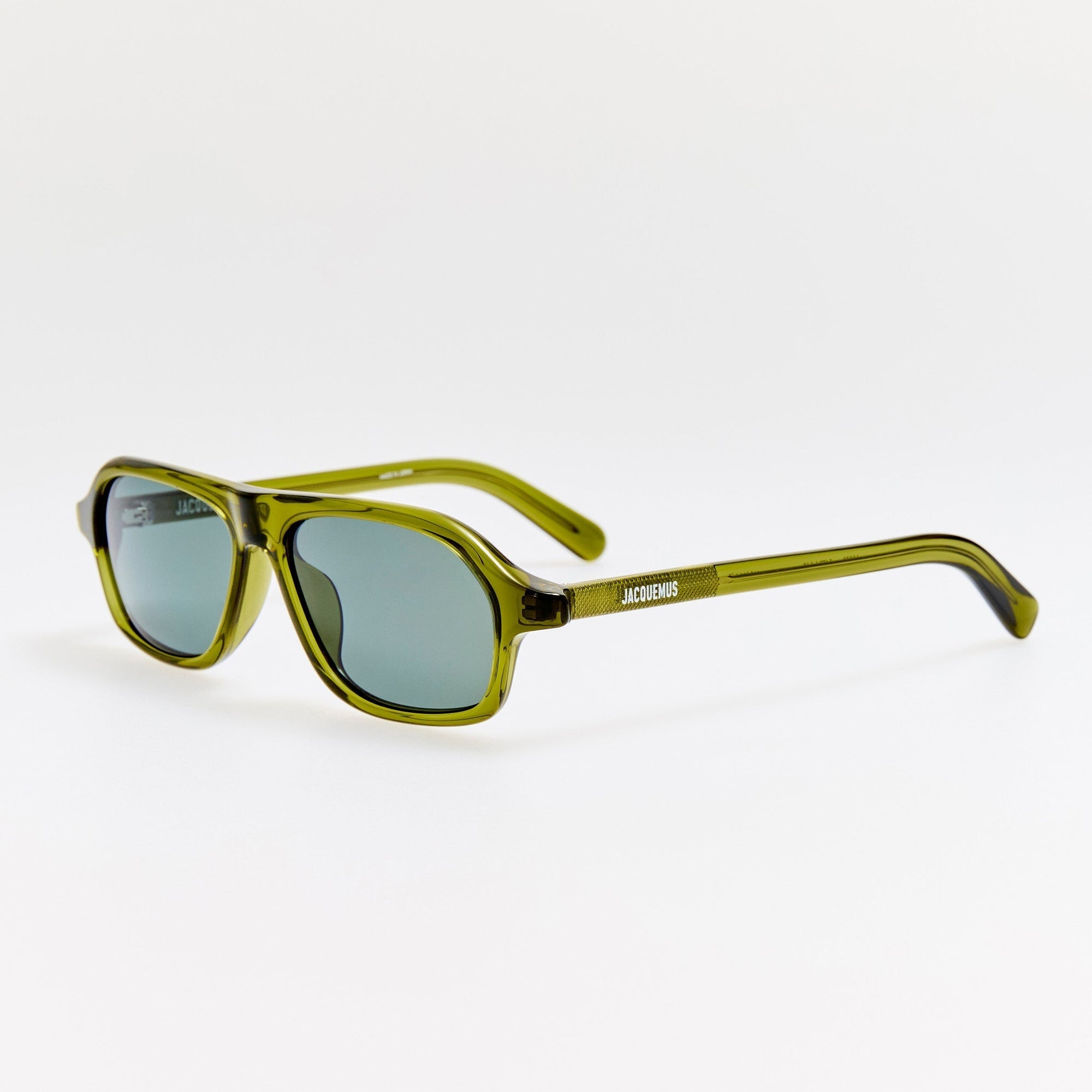 Becane Sunglasses ln Khaki