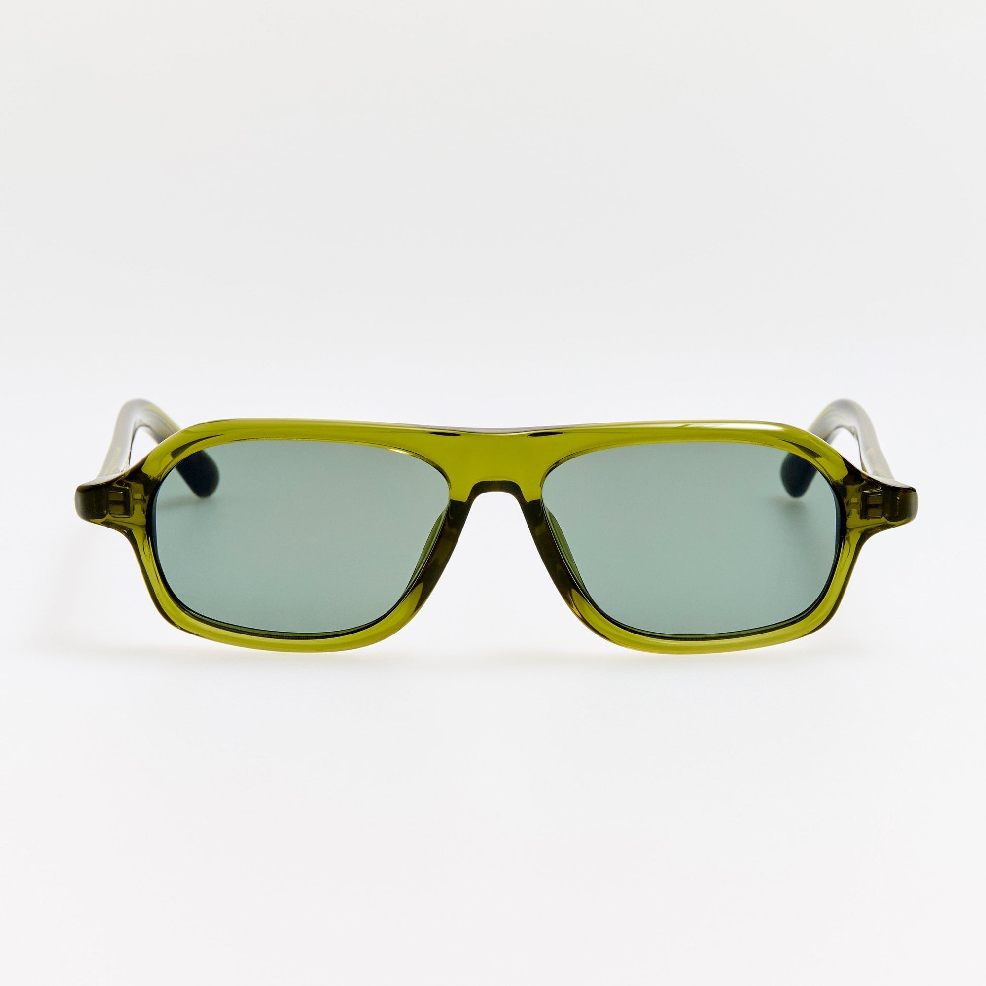 Becane Sunglasses ln Khaki