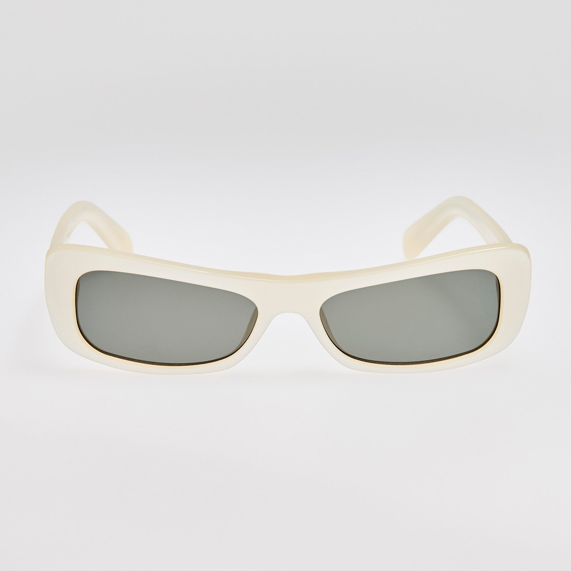 Capri Sunglasses in Metallic Pearl