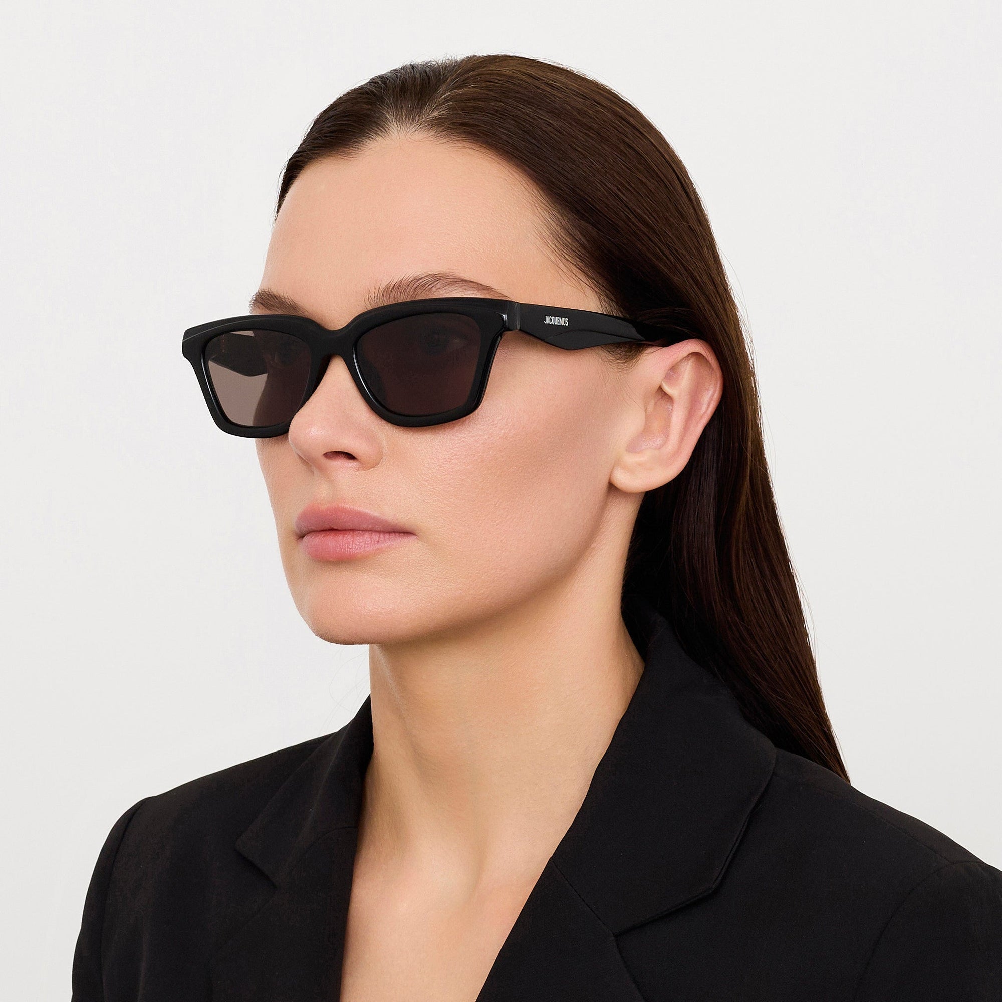 Carre Sunglasses in Black