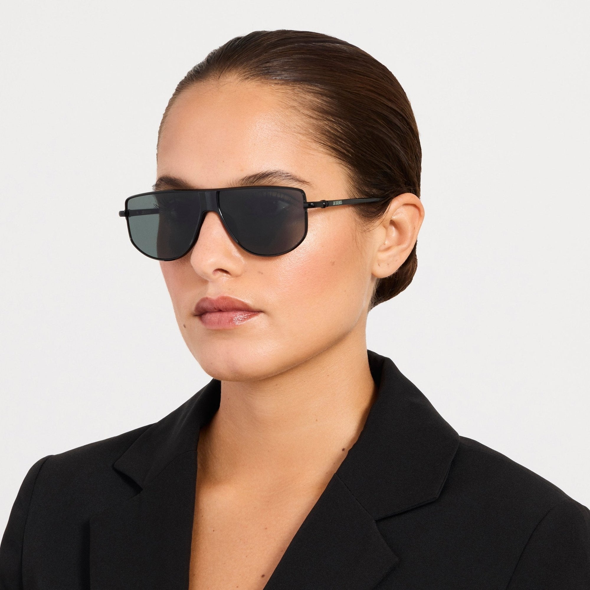 Corsa Sunglasses in Black and Grey