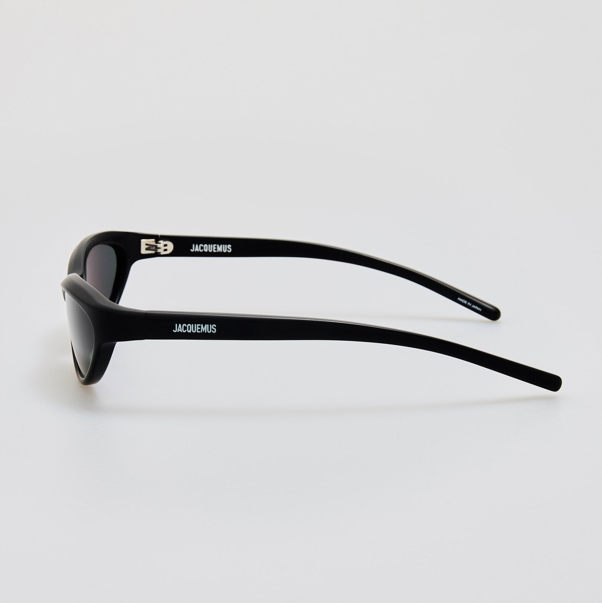 Curvo Sunglasses in Matt Black