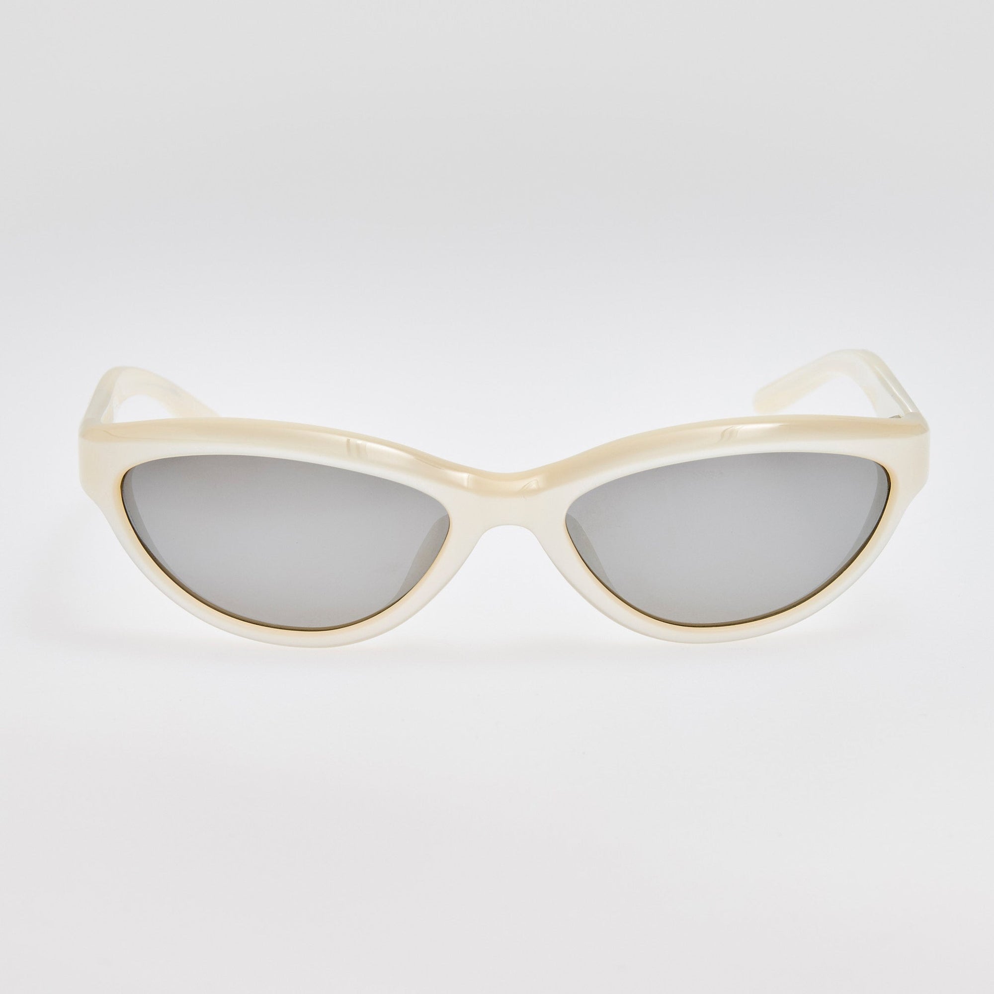 Curvo Sunglasses in Metallic Pearl