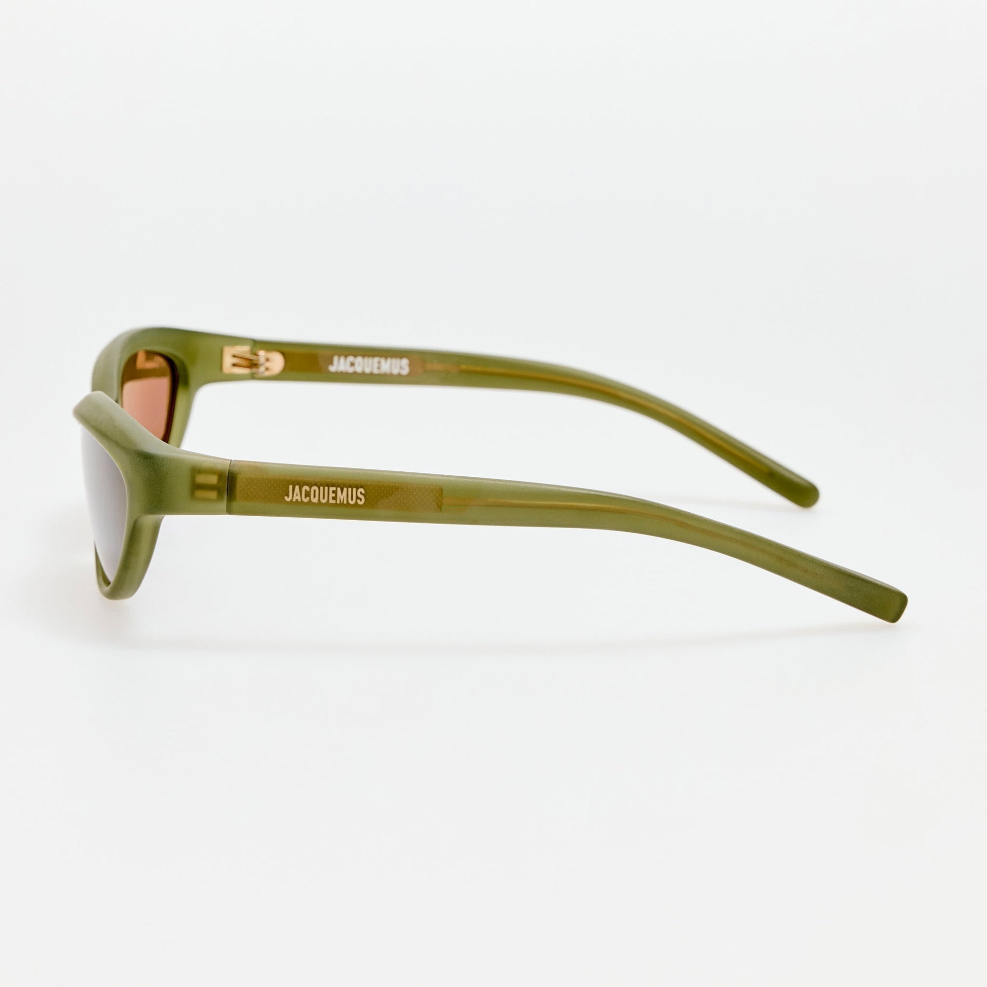 Curvo Sunglasses in Sanded Green