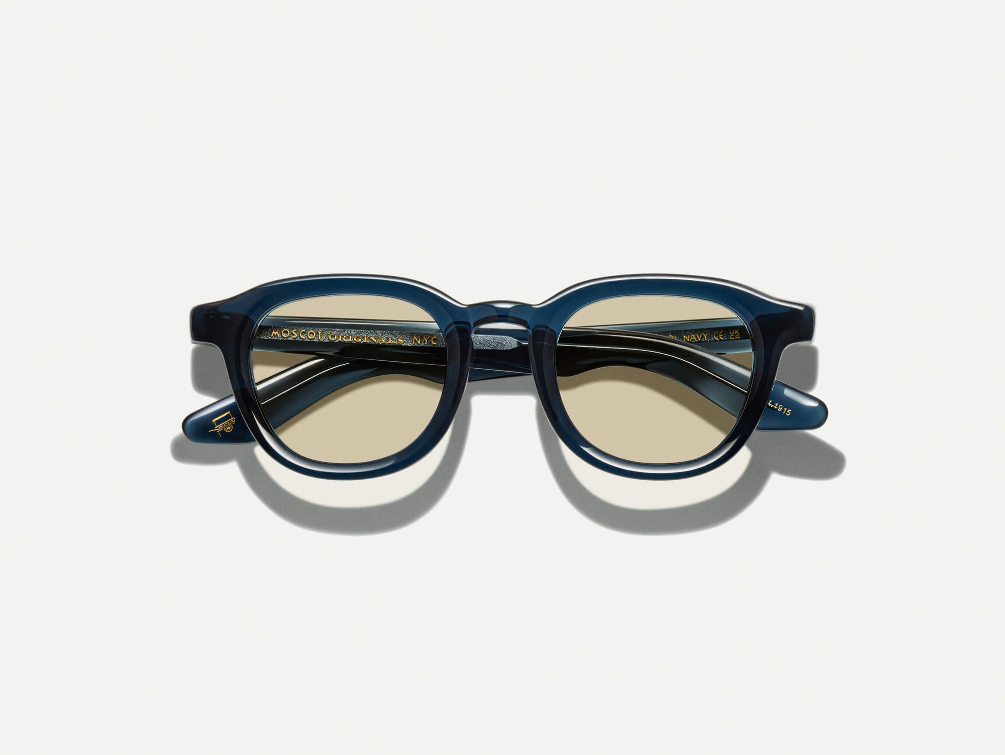 Dahven With Amber+#navy_