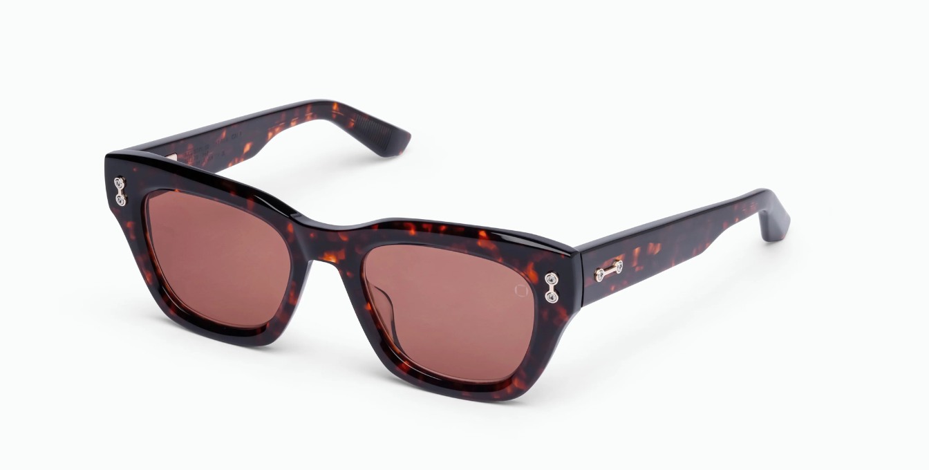 Nebula | Red Havana