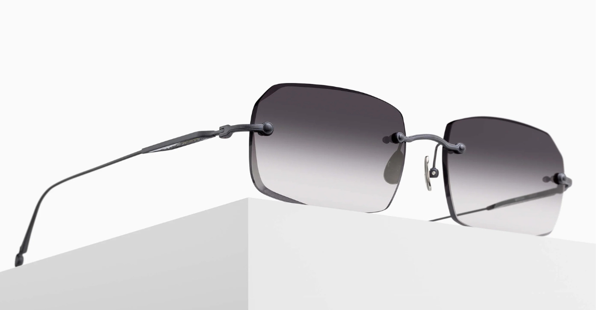 M5004 | Matte Black