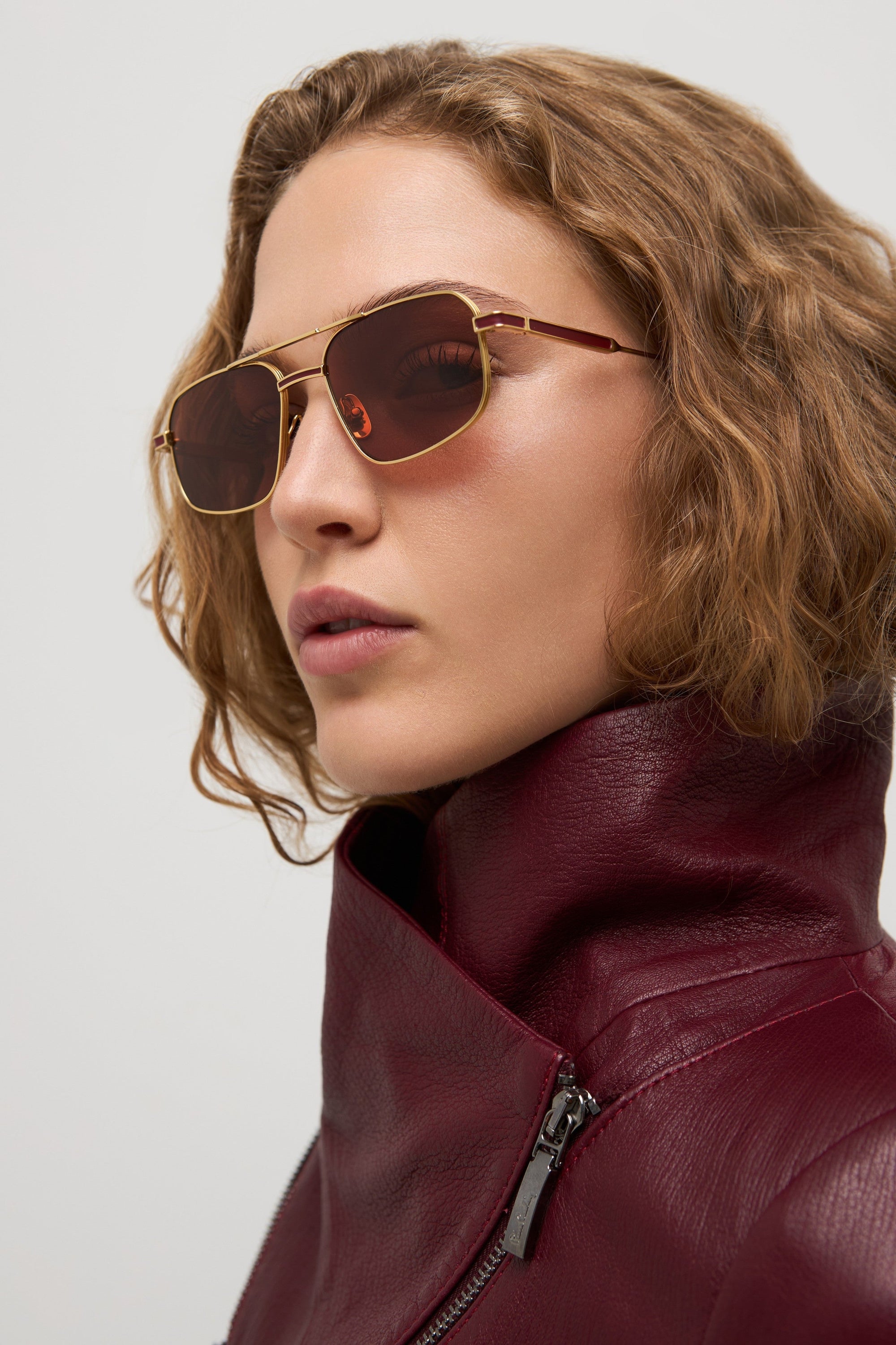 Goldie - Shiny Yellow Gold / Bordeaux