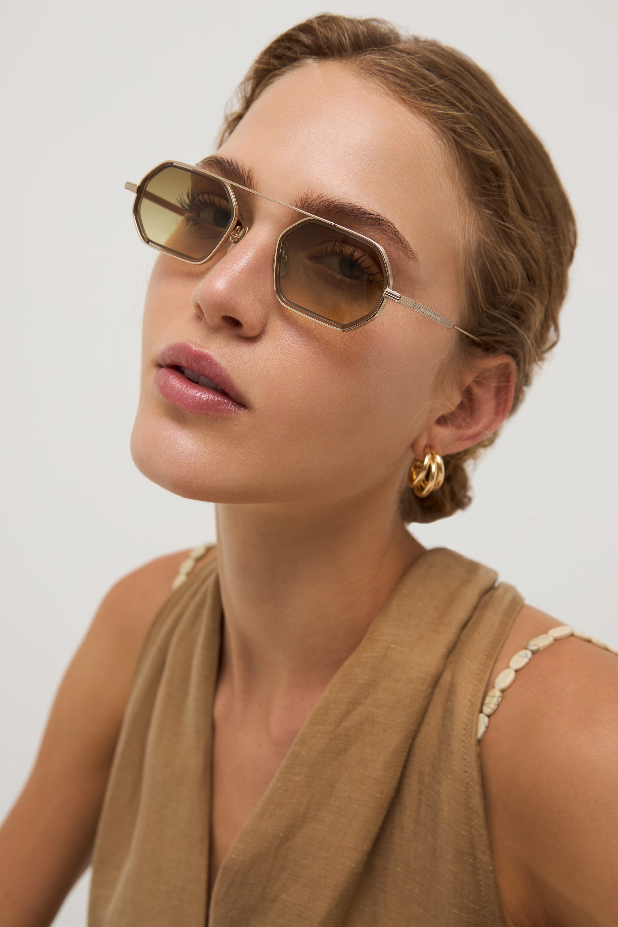 Grant - Shiny Light Gold / Cedar Brown