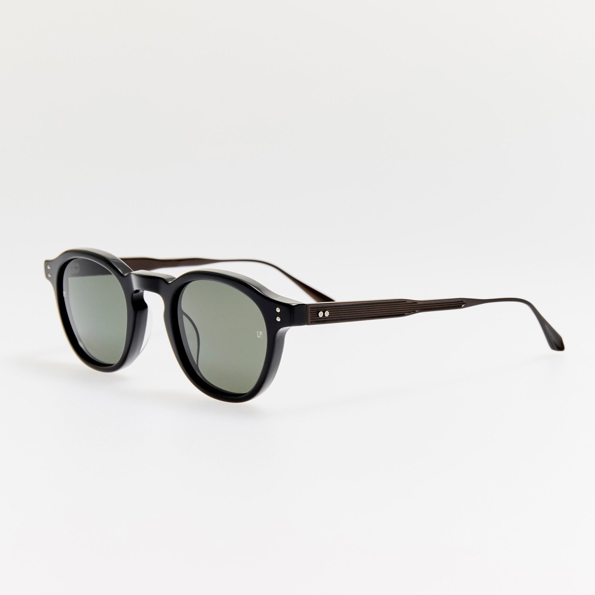 Heath Sunglasses in Matt Black