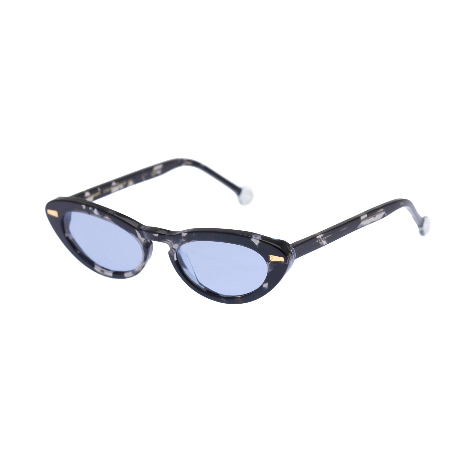 Kyme Eyewear Carmen: butterlfy vintage sunglasses. Color Camouflage black, Material Acetate cellulose, Size Medium