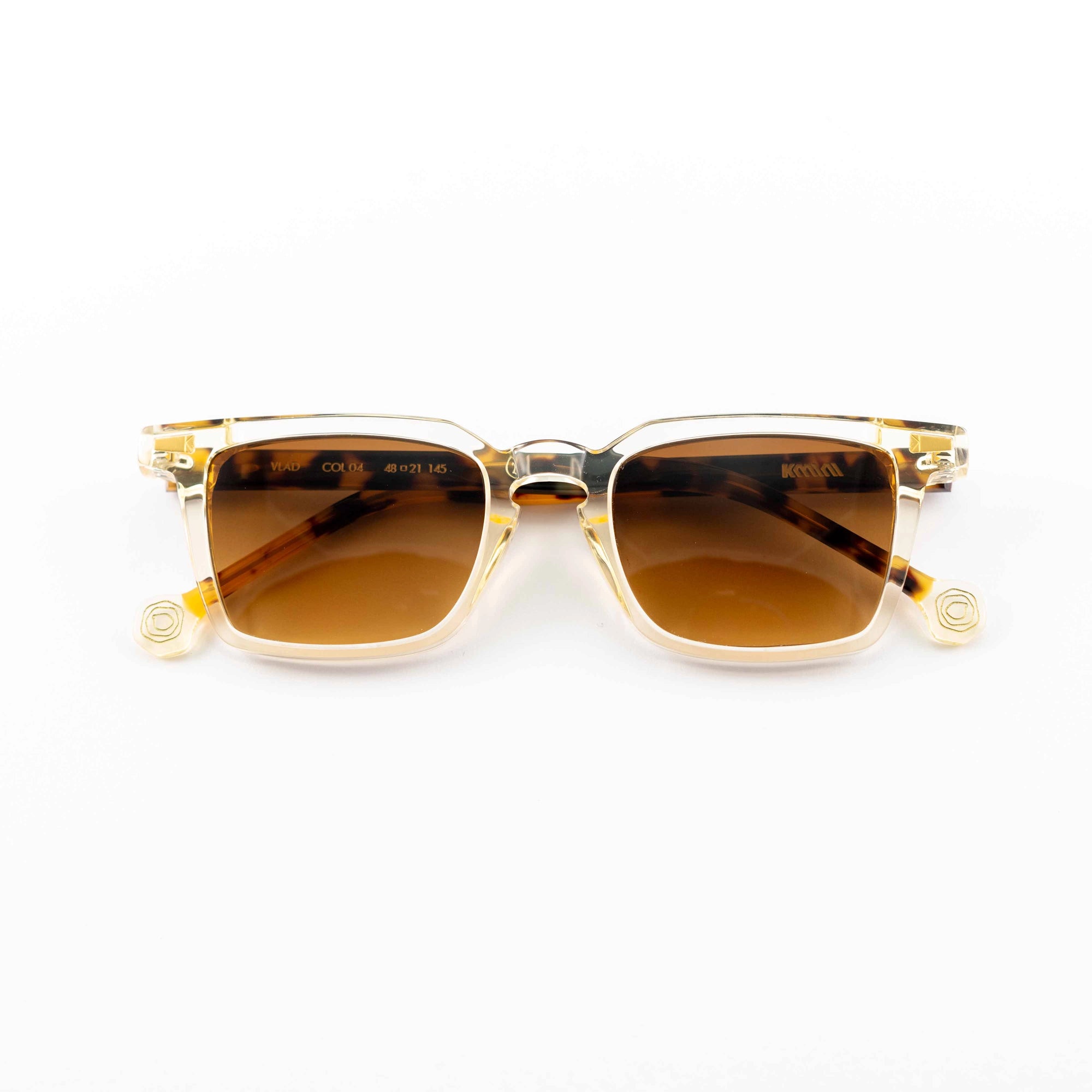 Kyme Eyewear Vlad: vintage rectangular sunglasses. Color Champagne, Material Acetate cellulose, Size Small