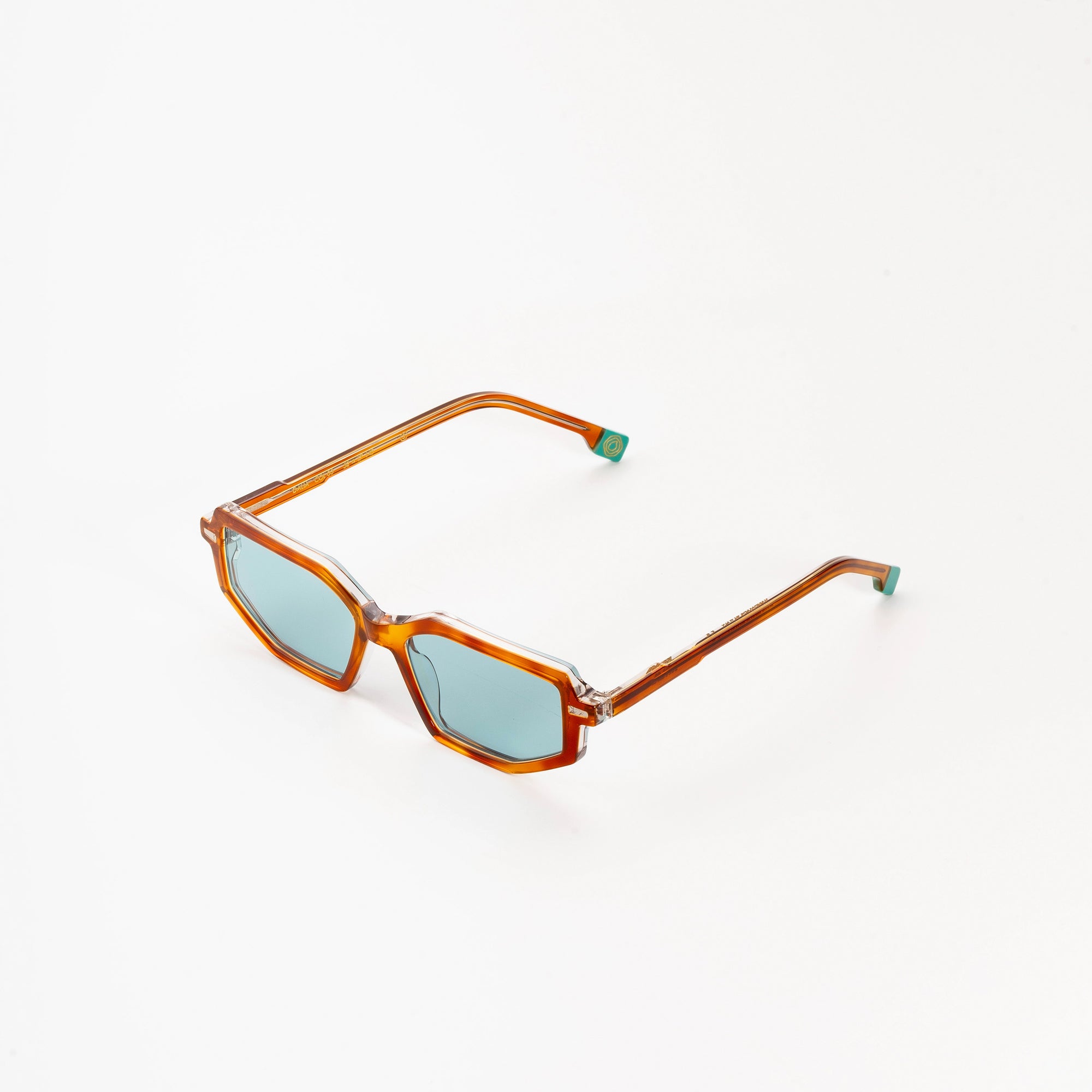 Kyme Eyewear Kymini Dalia Sunglasses - Honey. Color Honey, Material Acetate cellulose, Size Medium