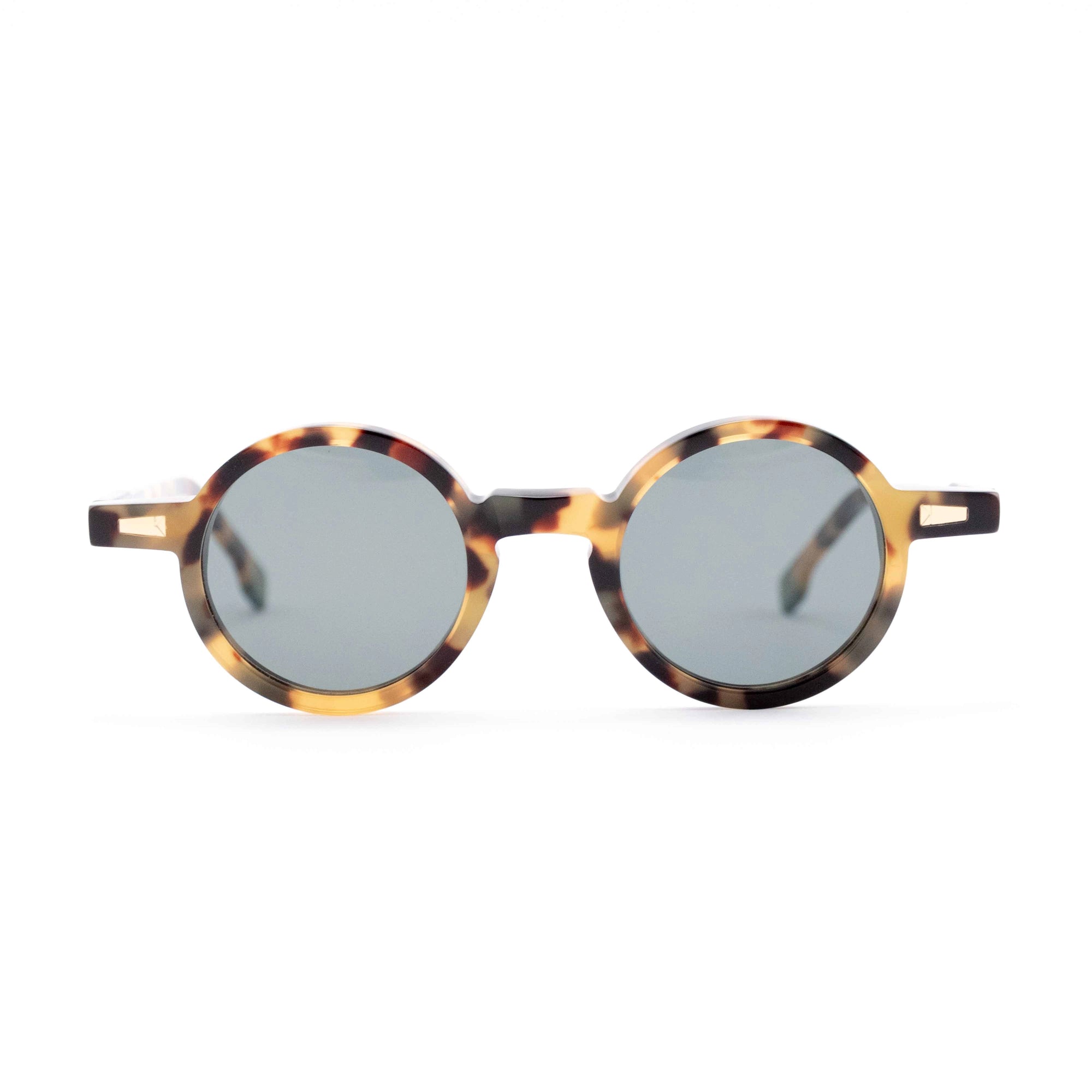 Kyme Eyewear Lupe: round sunglasses. Color Tobacco, Material Acetate cellulose, Size Medium