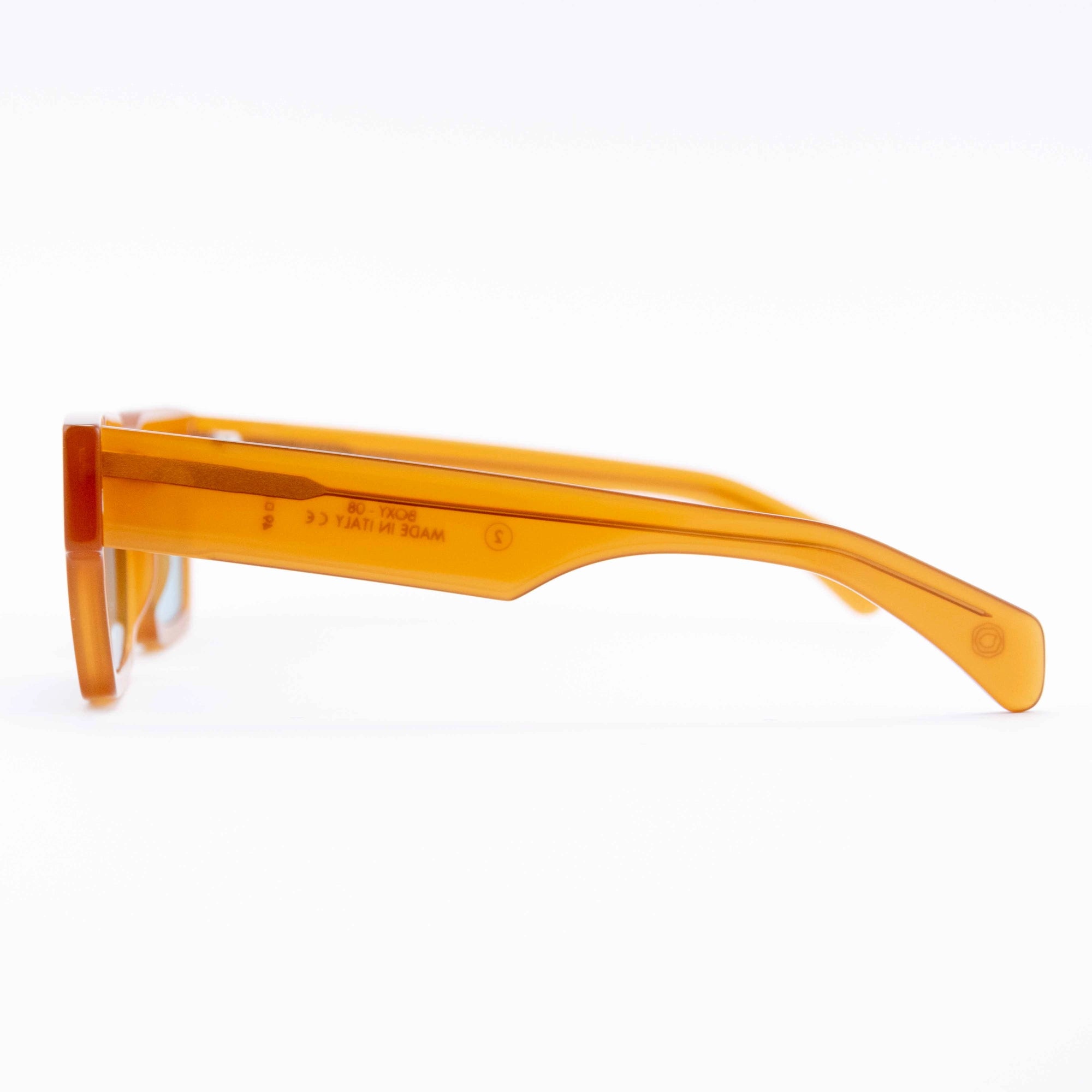 Kyme Eyewear Boxy: streetstyle squared sunglasses. Color Dark avana, Material Acetate cellulose, Size Medium