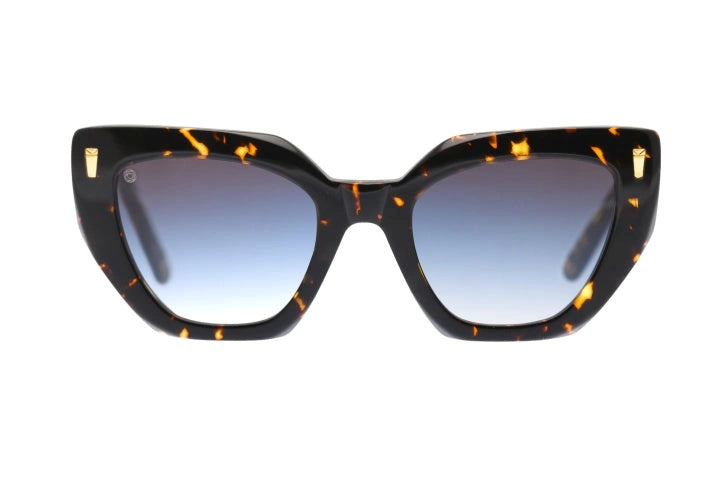 Kyme Eyewear Ipanema: oversize cat-eye sunglasses. Color Tobacco, Material Acetate cellulose, Size Medium