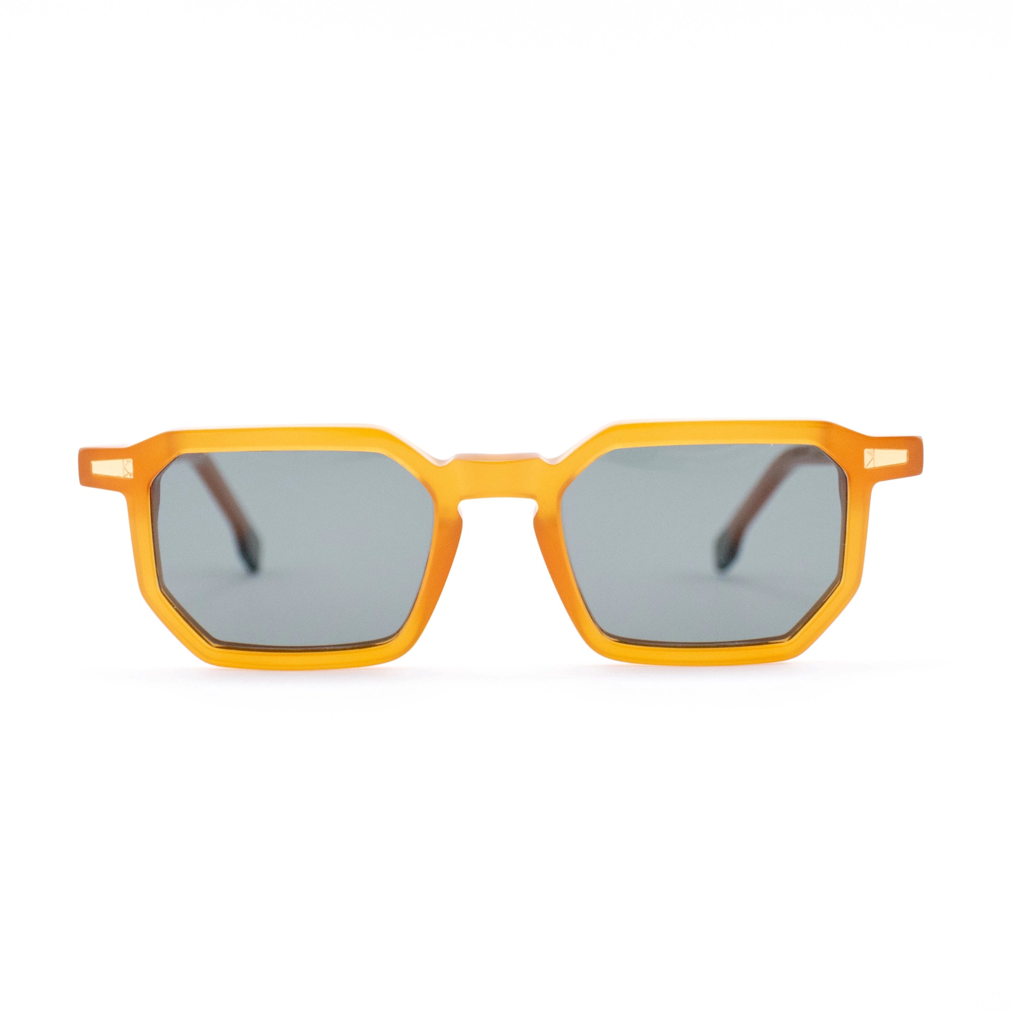 Kyme Eyewear IDALGO5: rectangular vintage sunglasses. Color Amber, Material Acetate cellulose, Size Medium