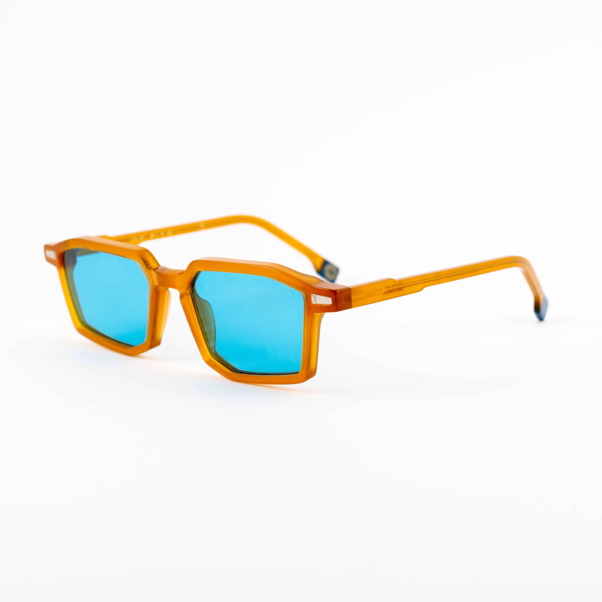 Kyme Eyewear Javier: rectangular sunglasses. Color Honey, Material Acetate cellulose, Size Medium