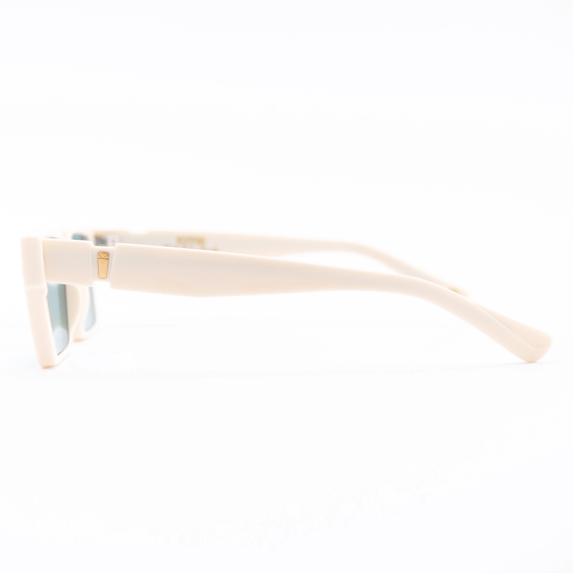 Kyme Eyewear Hype: cat-eye rectangular streetwear sunglasses. Color Blue, Material Acetate cellulose, Size Large