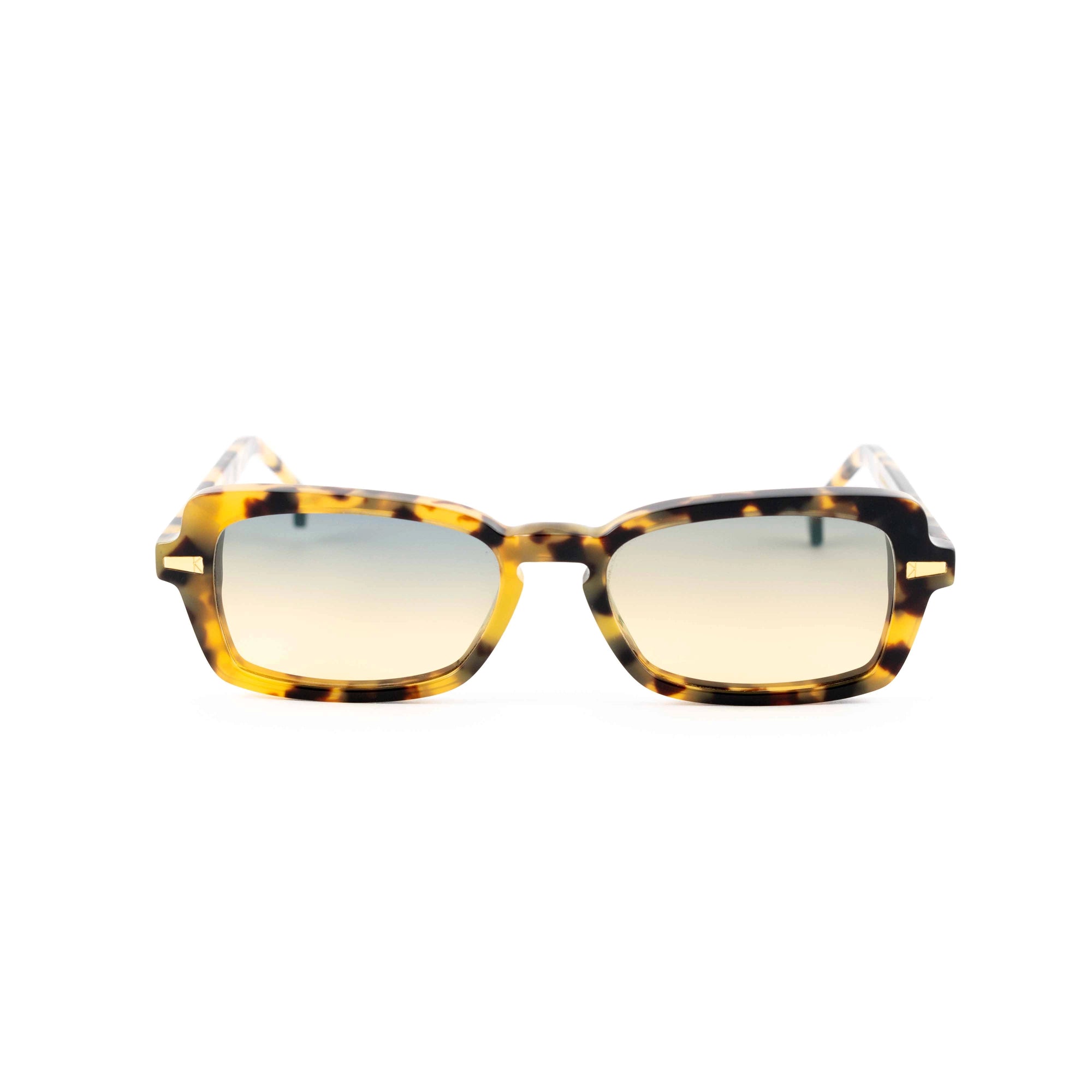 Kyme Eyewear GIORGIA1: cat-eye vintage sunglasses. Color Black/pink, Material Acetate cellulose, Size Medium