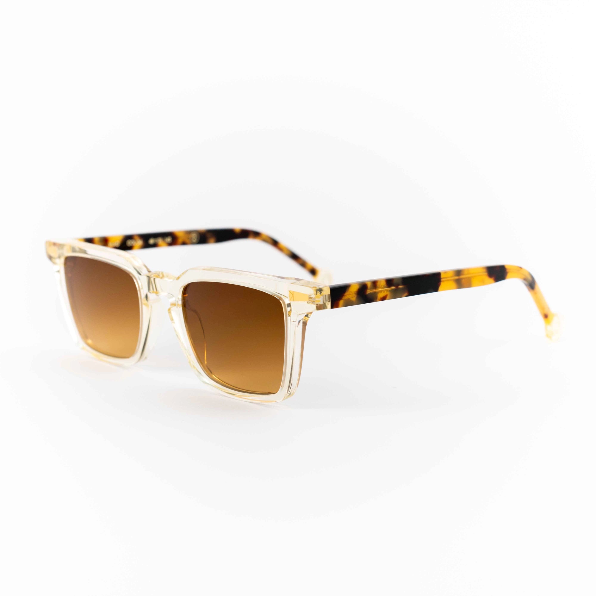 Kyme Eyewear Vlad: vintage rectangular sunglasses. Color Tortoise, Material Acetate cellulose, Size Small