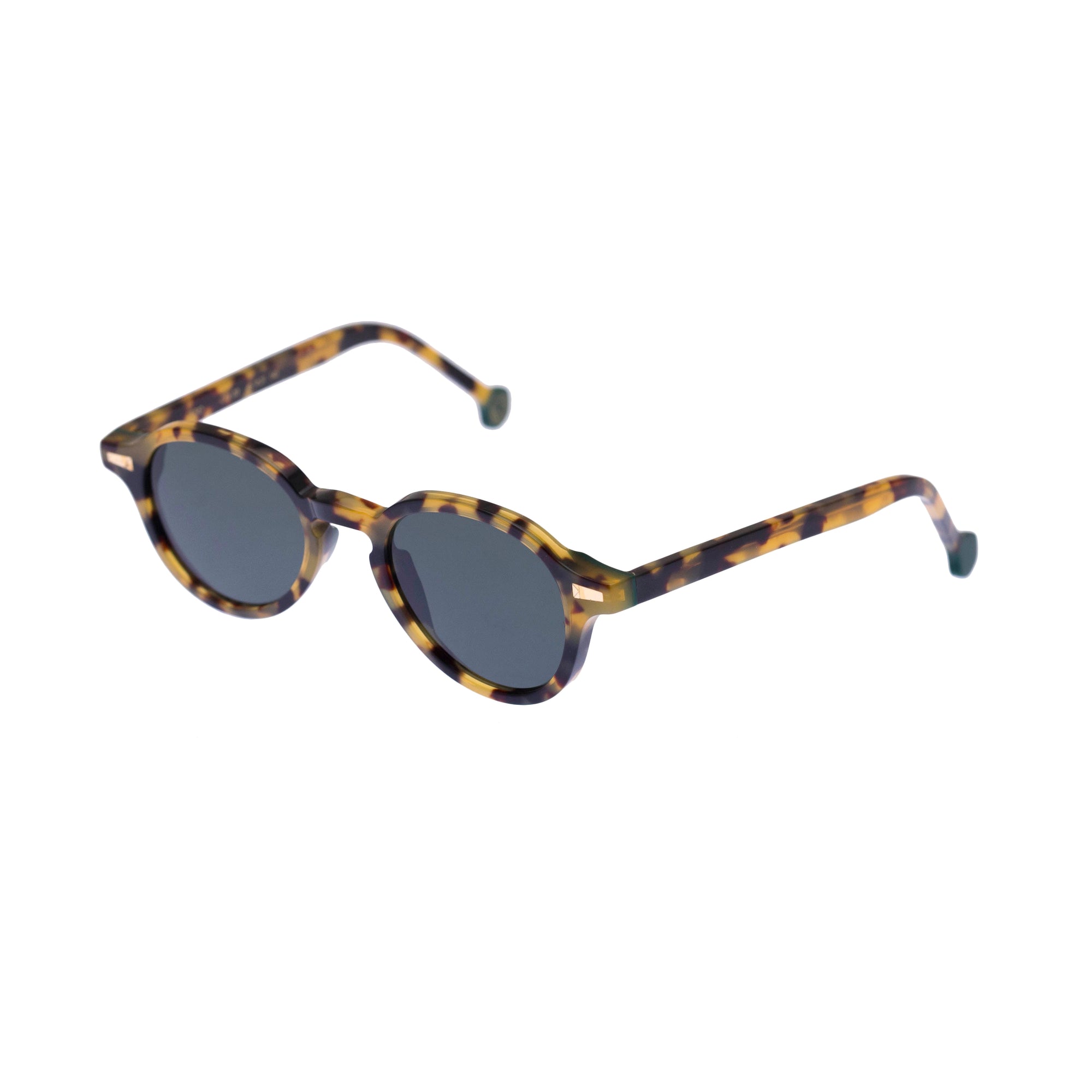 Kyme Eyewear Ezio: aviator vintage sunglasses. Color Camouflage black, Material Acetate cellulose, Size Small