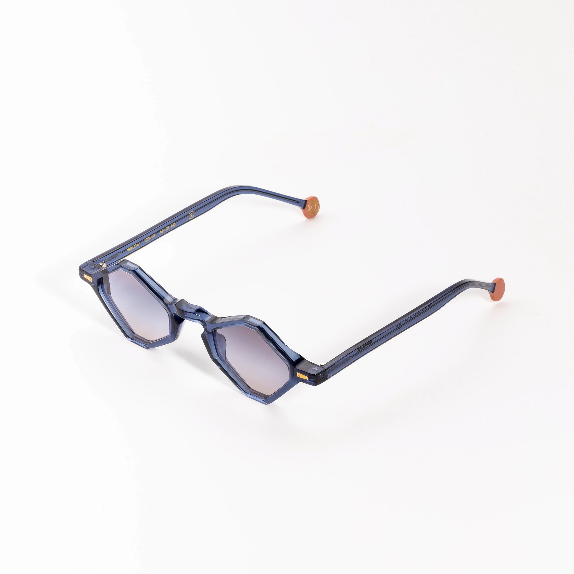 Kyme Eyewear Willow: Diamond-shaped Italian Sunglasses. Color Blue, Material Acetate Cellulose, Size Medium