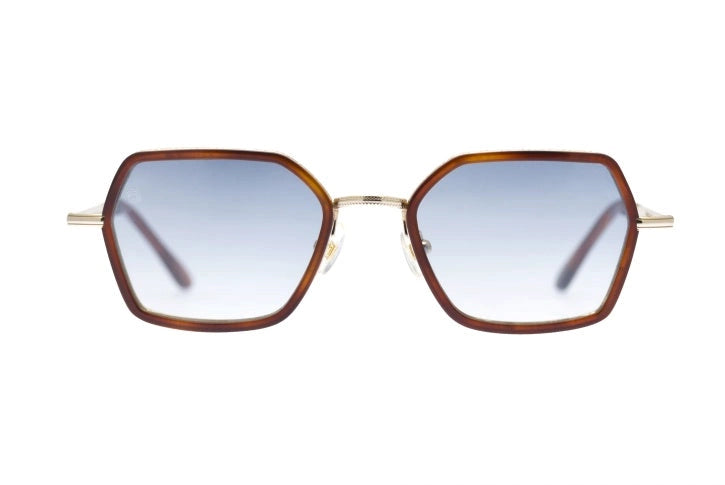 Kyme Eyewear Ben: squared vintage sunglasses. Color Champagne, Material Stainless steel/Acetate, Size Medium