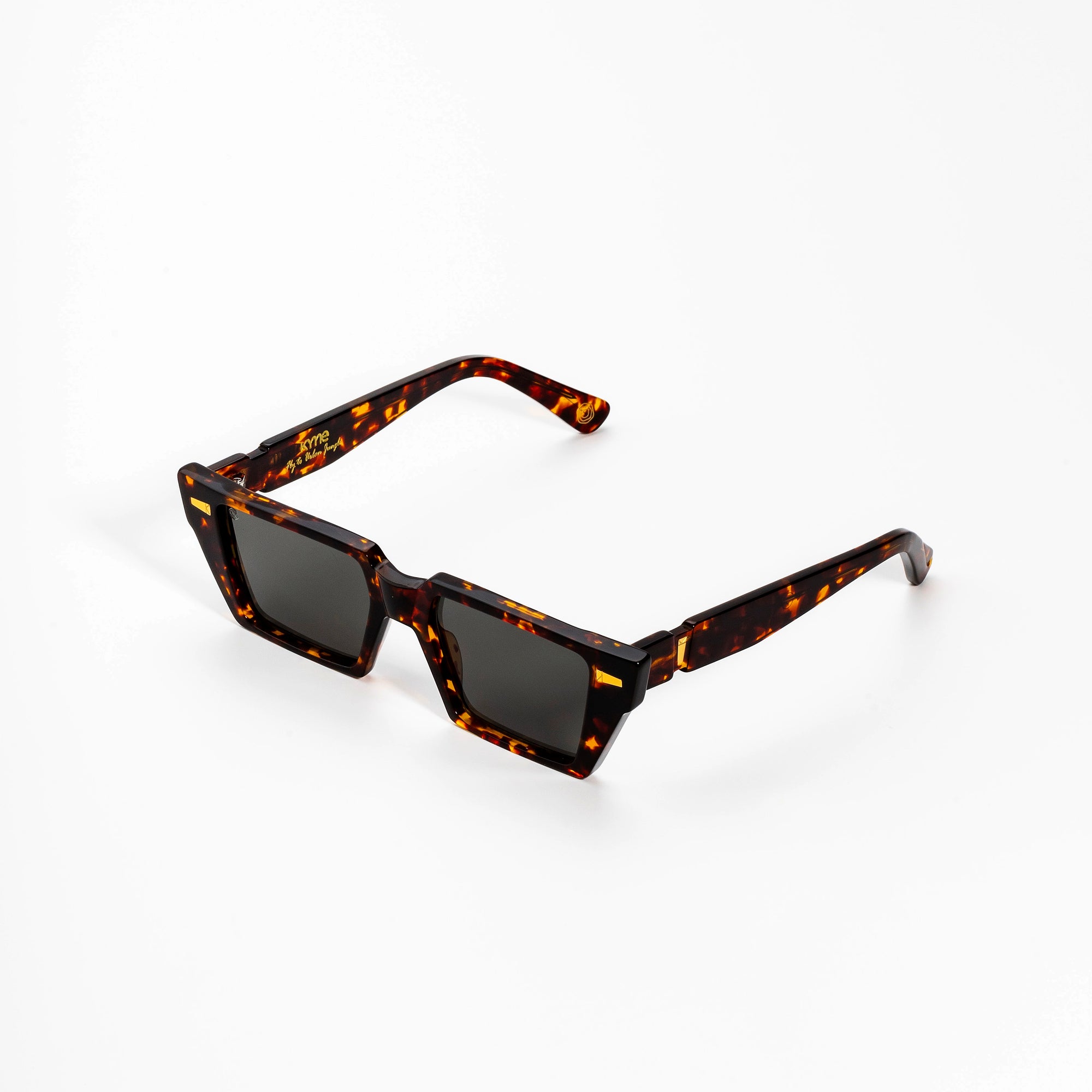 Kyme Eyewear Hype: cat-eye rectangular streetwear sunglasses. Color Avana, Material Acetate cellulose, Size Large